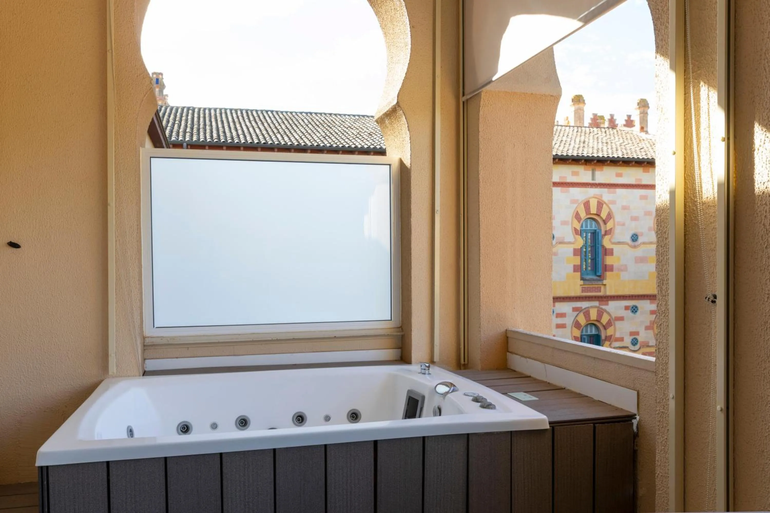 Photo of the whole room in 1881 Hotel Balneario Vichy Catalan