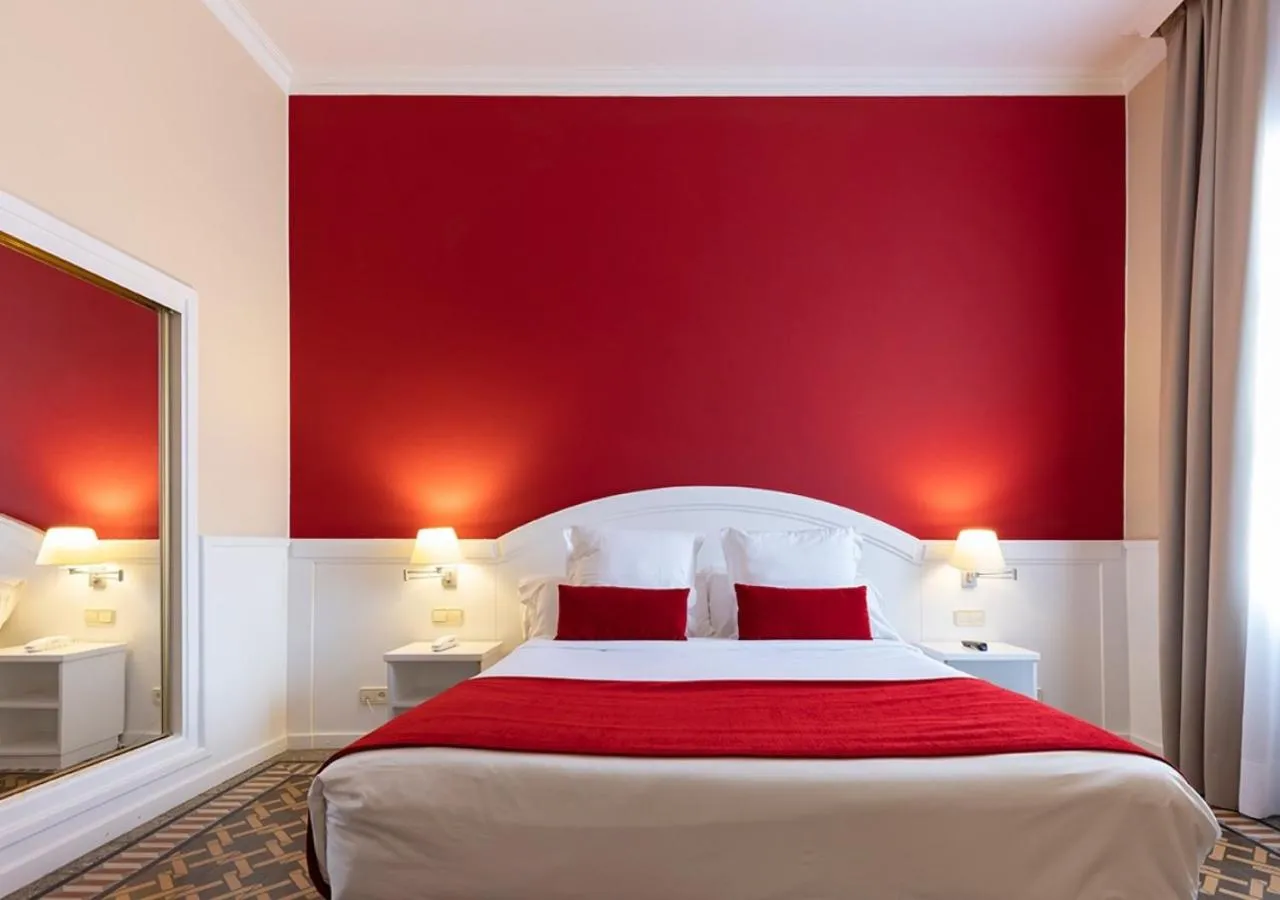 Bed in 1881 Hotel Balneario Vichy Catalan