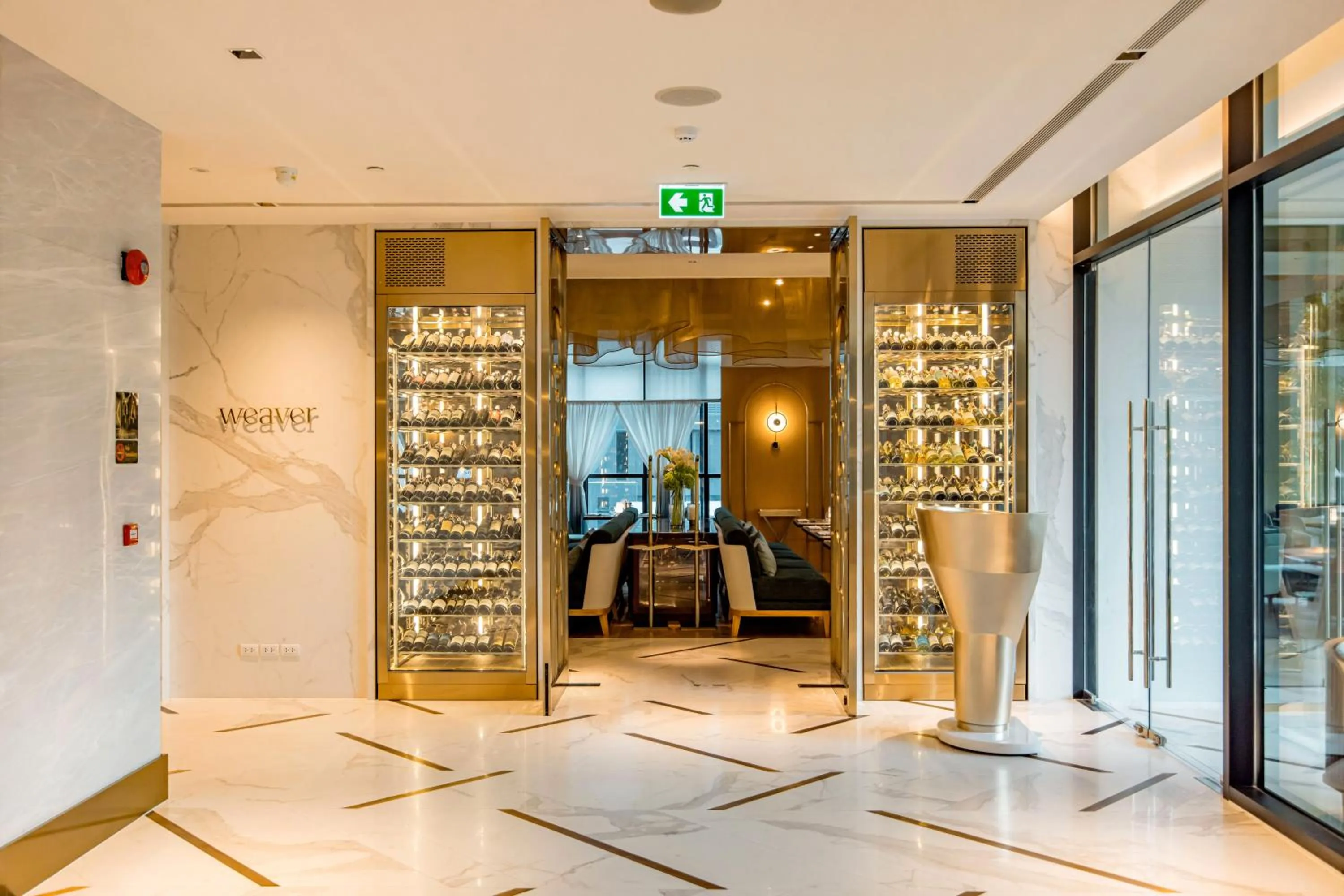 Restaurant/places to eat in SILQ Hotel & Residence