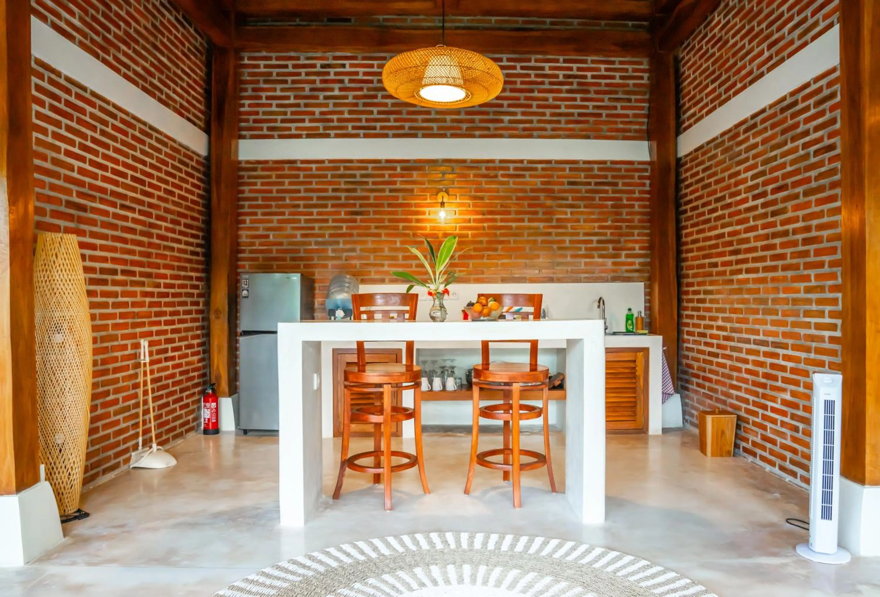 Kitchen or kitchenette in Kampung Uma Dawa Villas and Spa