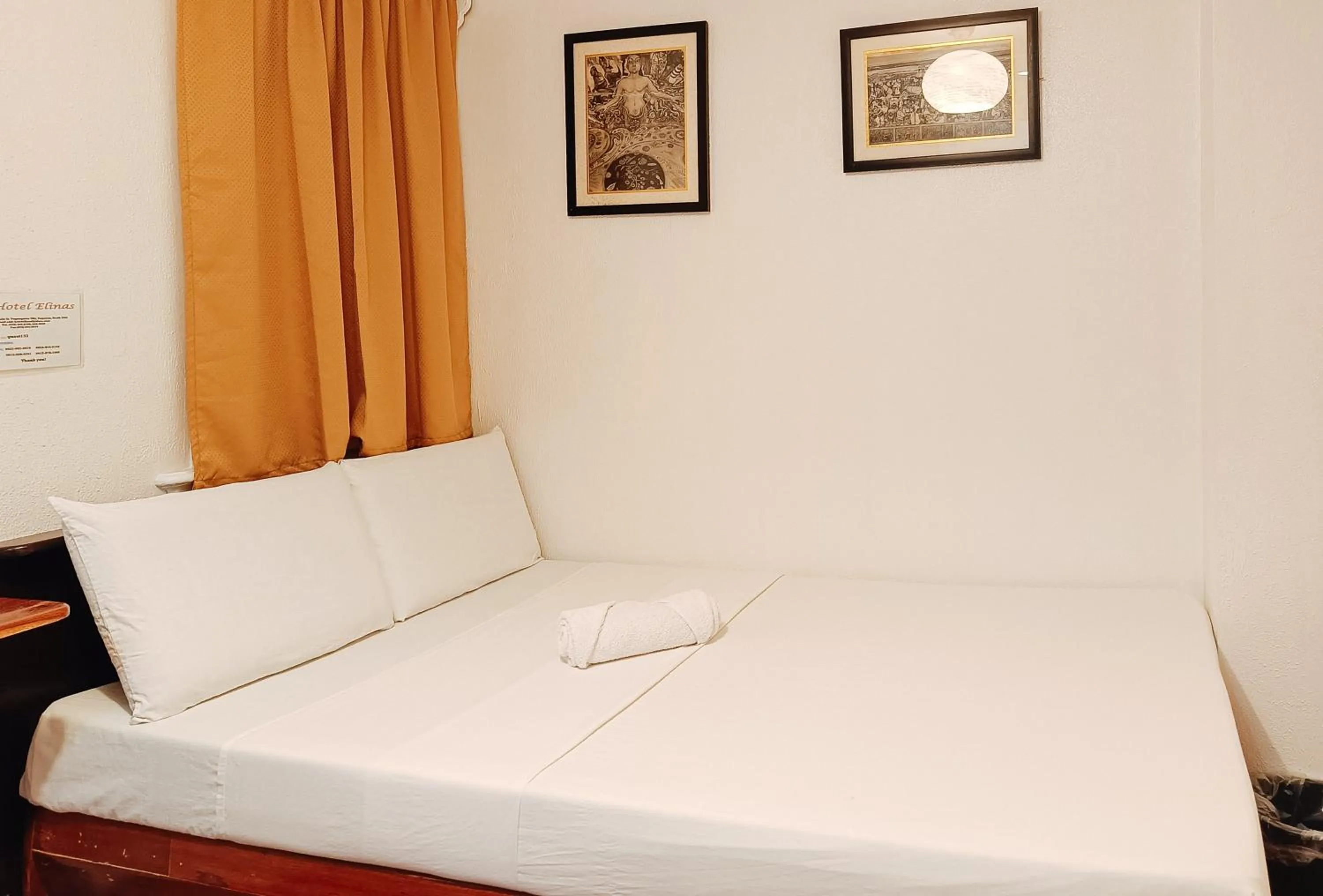 Bed in Hotel Elinas and Restaurant