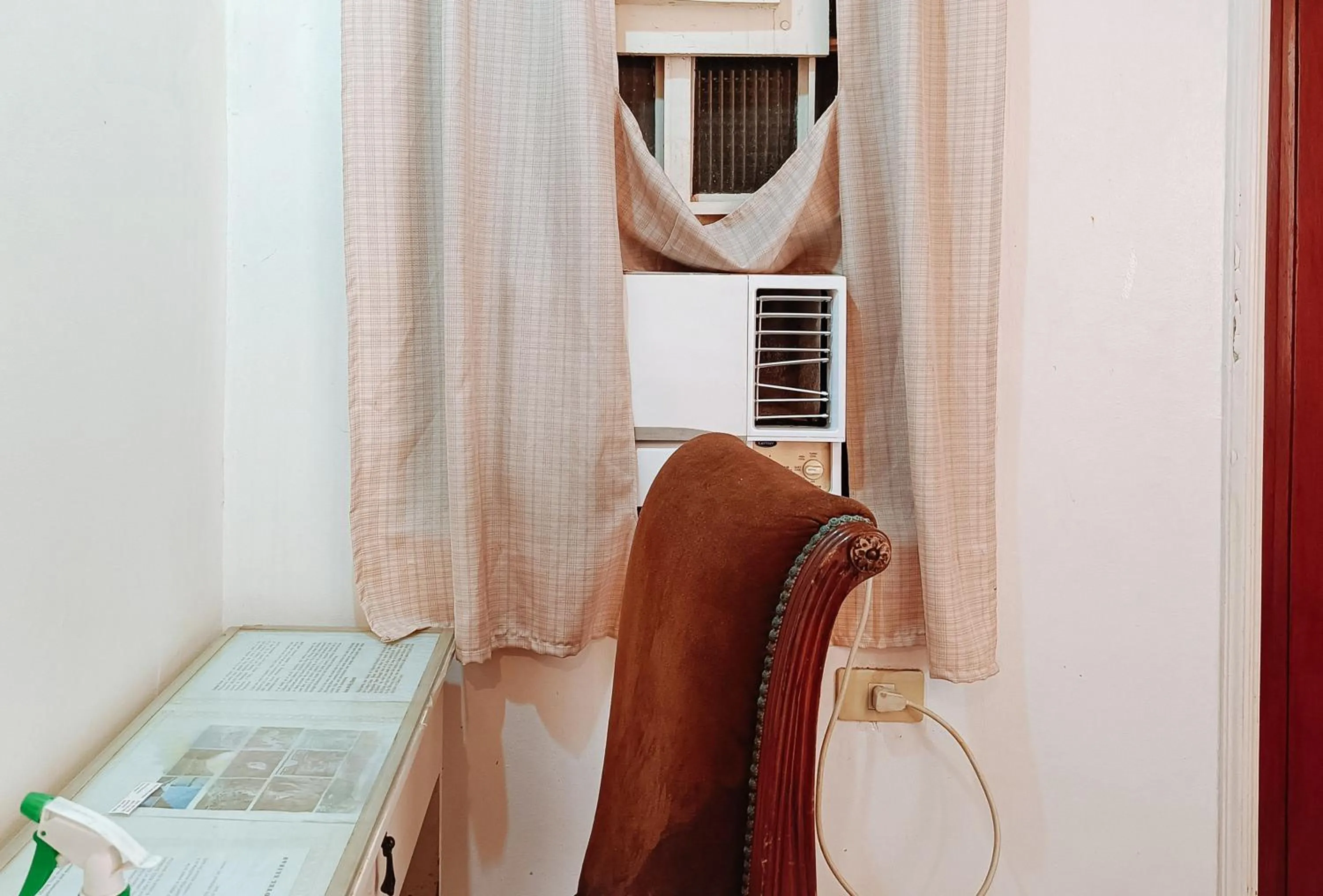 air conditioner in Hotel Elinas and Restaurant