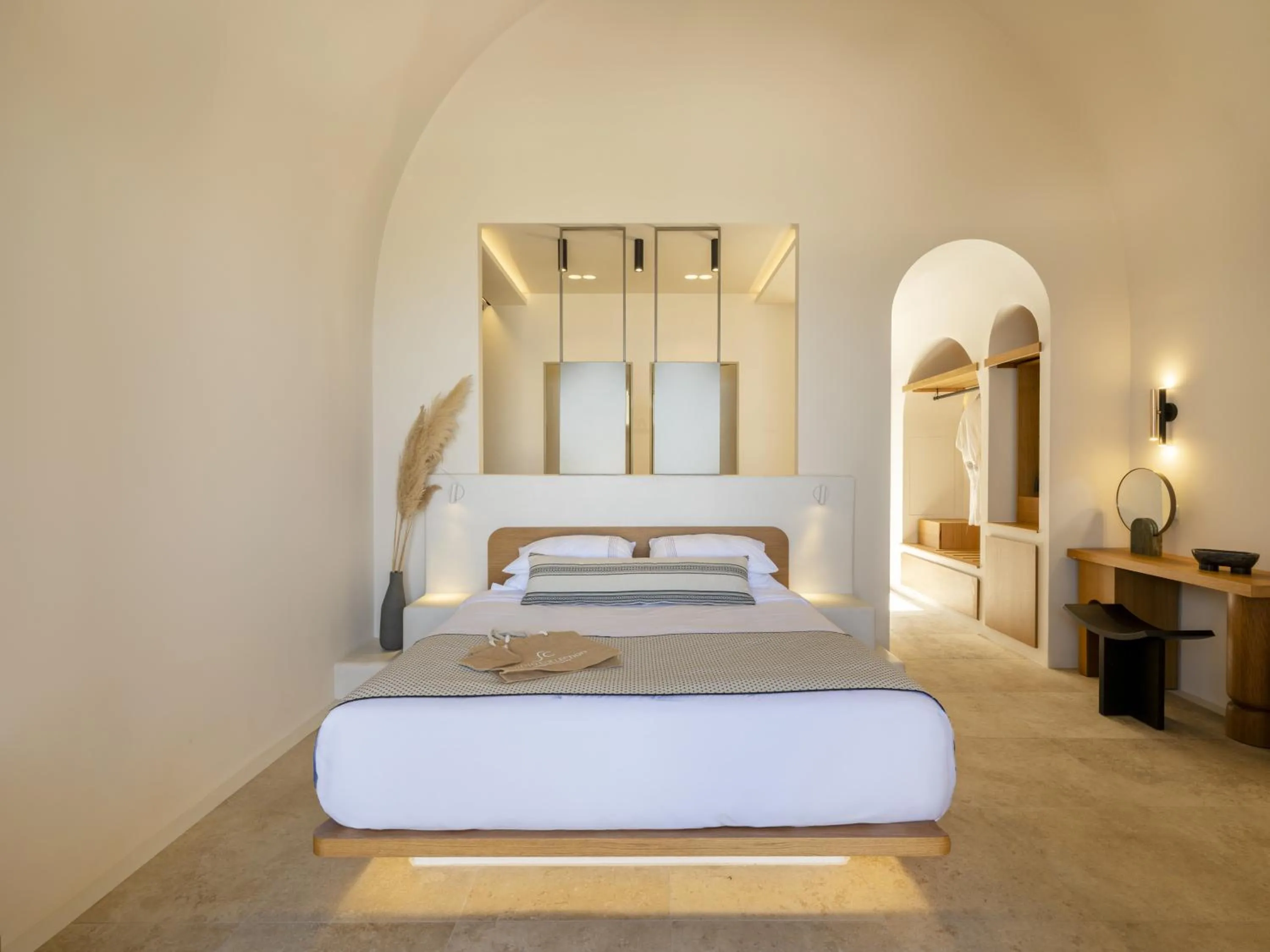 Bed in Santo Mine Oia Suites