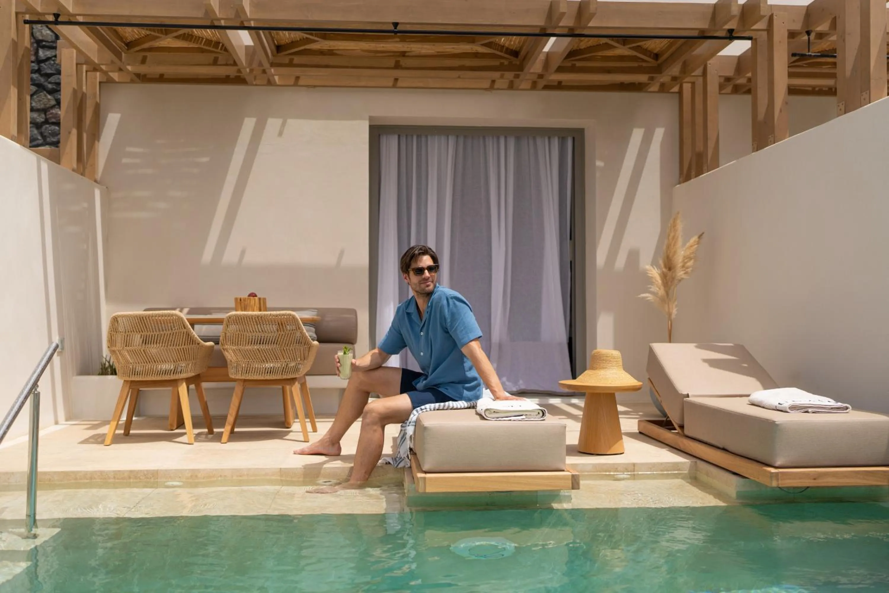 Swimming pool in Santo Mine Oia Suites