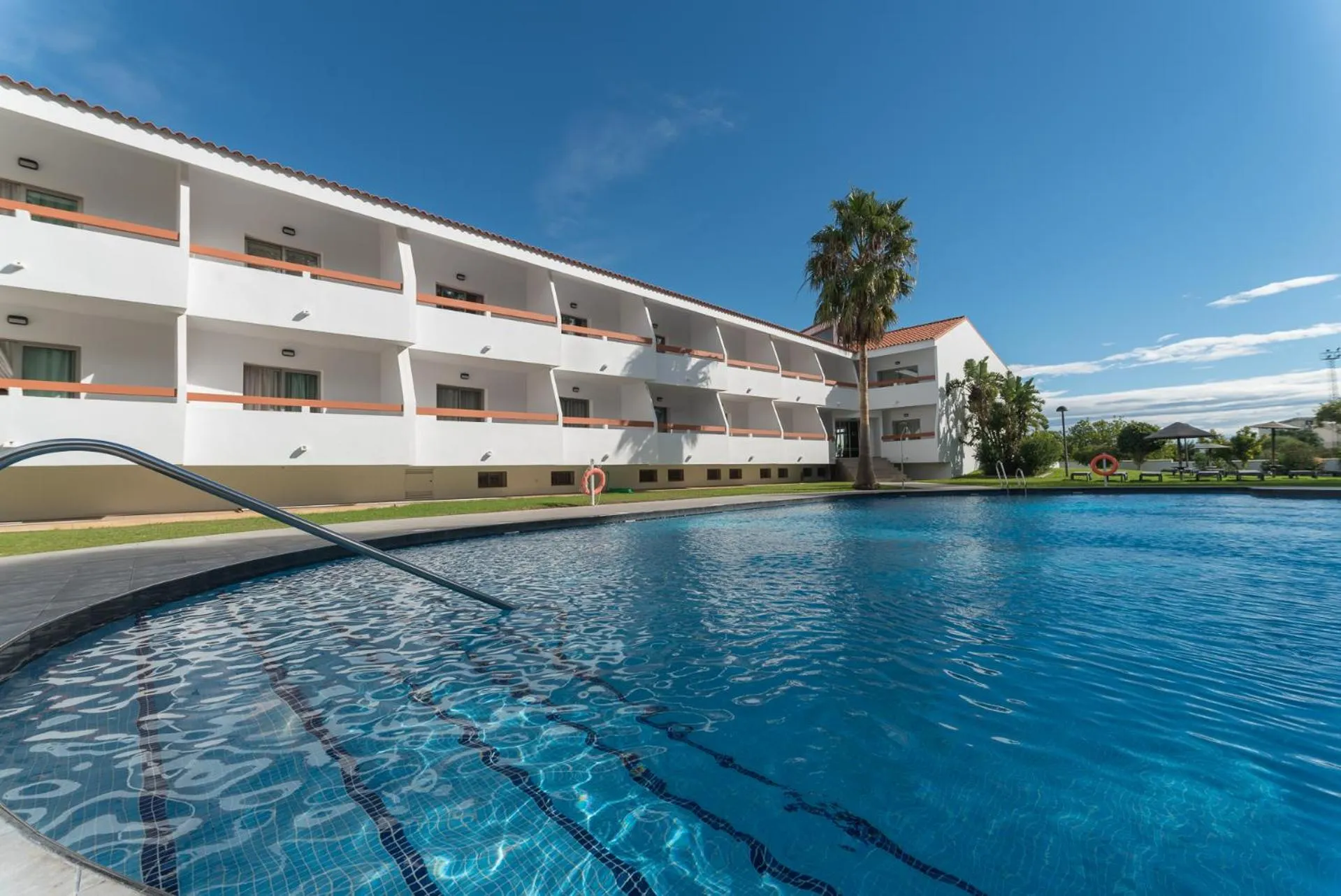 Swimming pool in Hotel Pradillo Conil