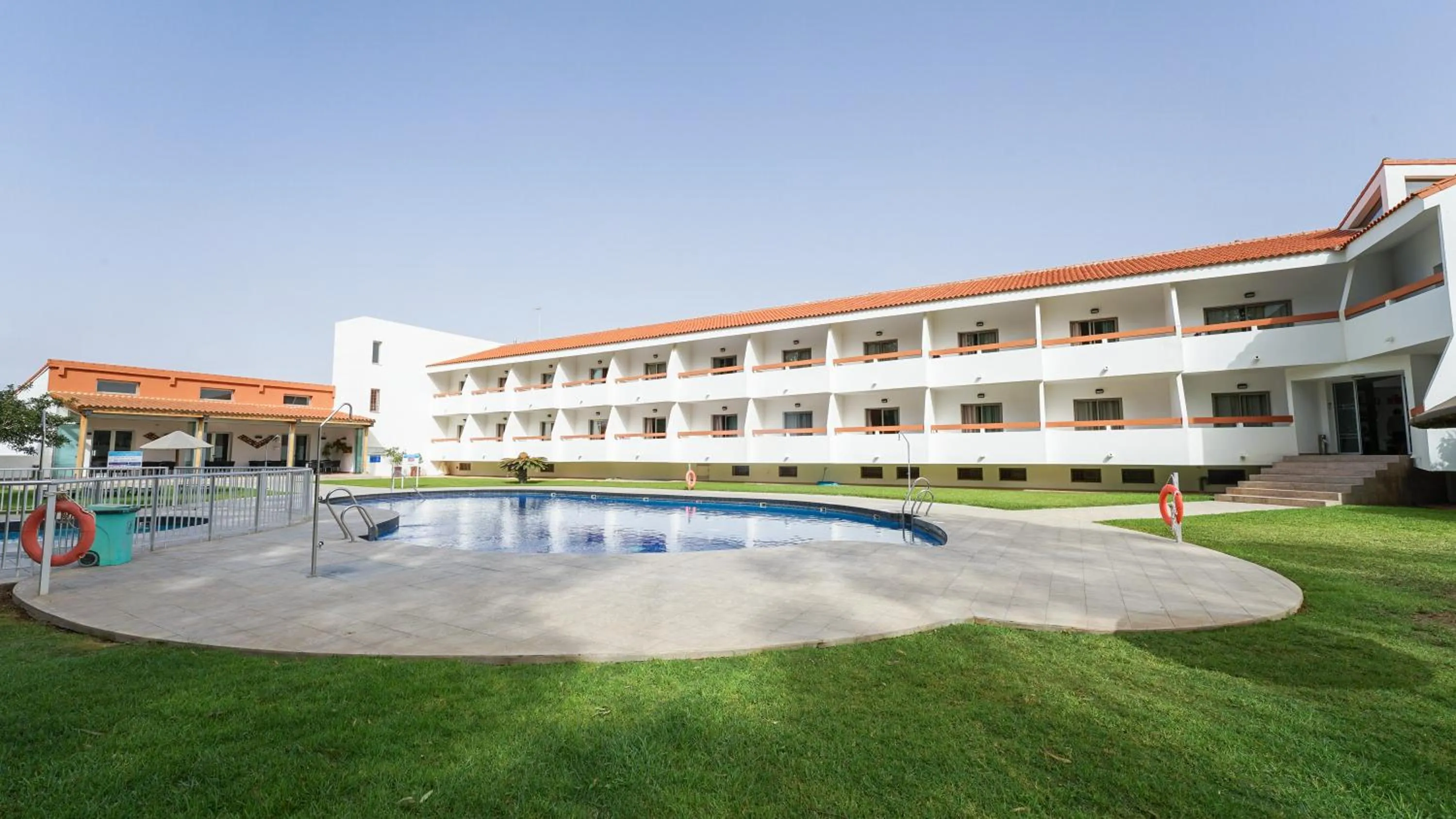 Swimming pool in Hotel Pradillo Conil