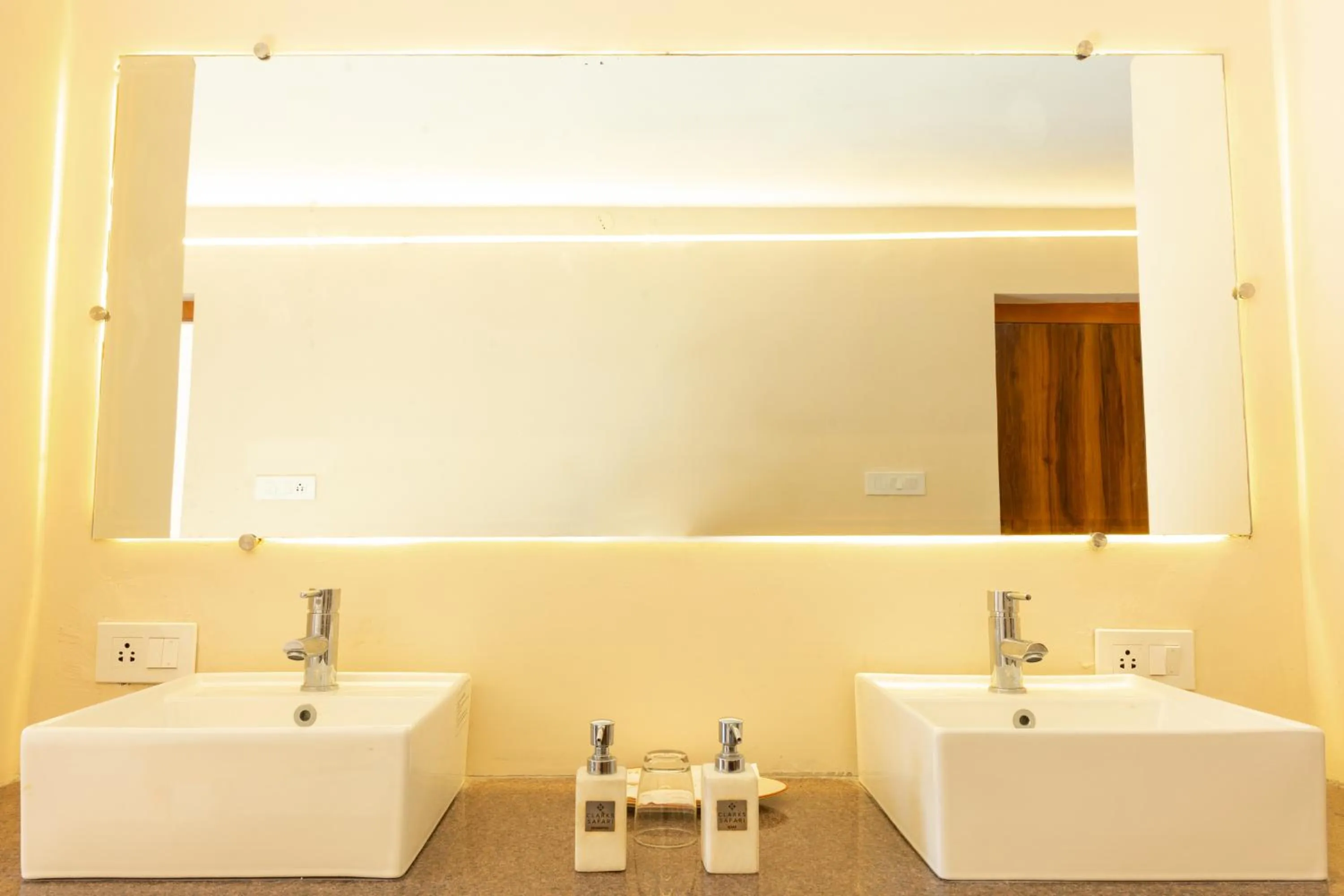 Bathroom in Clarks Safari Jawai