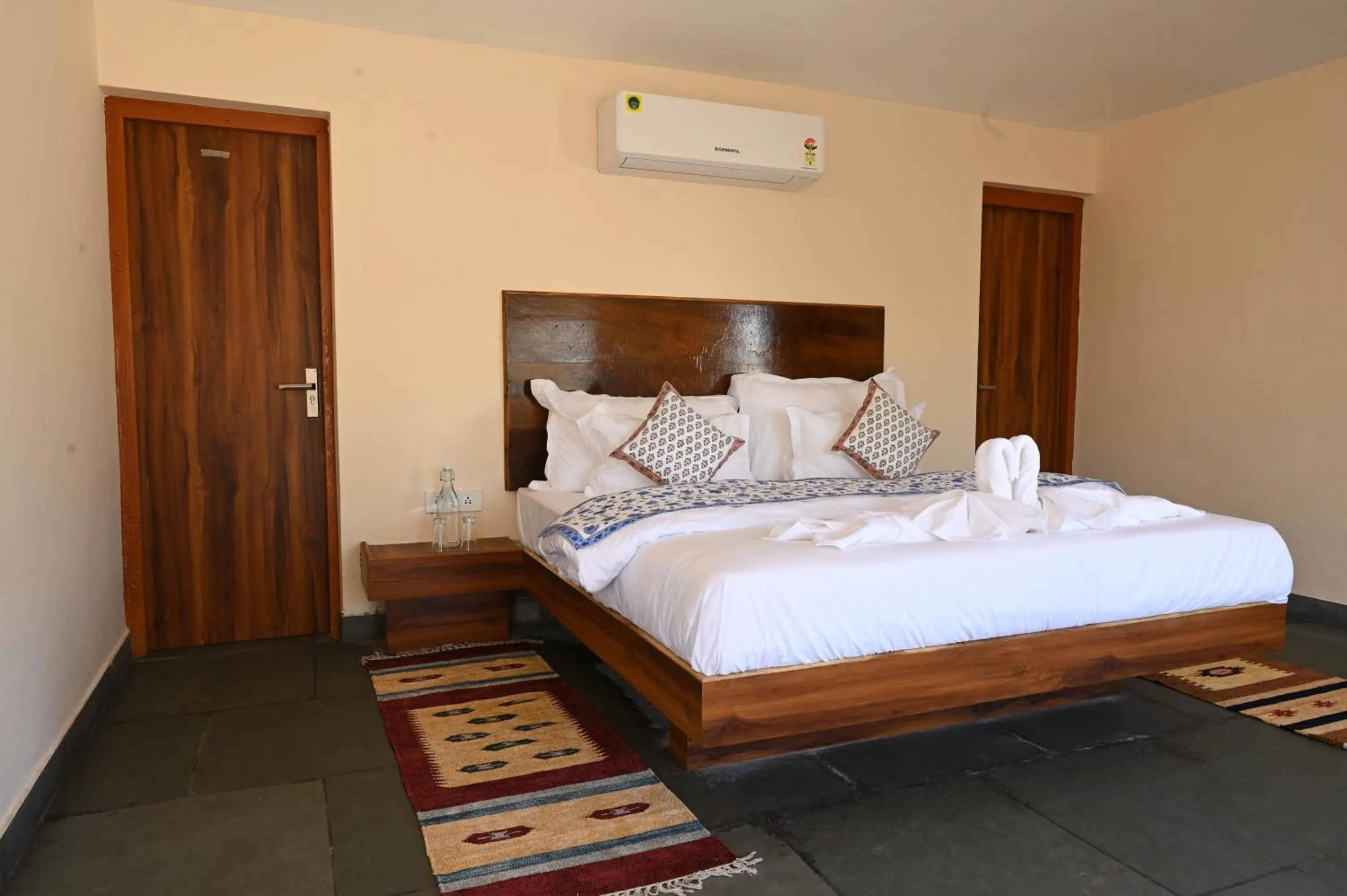 Bed in Clarks Safari Jawai