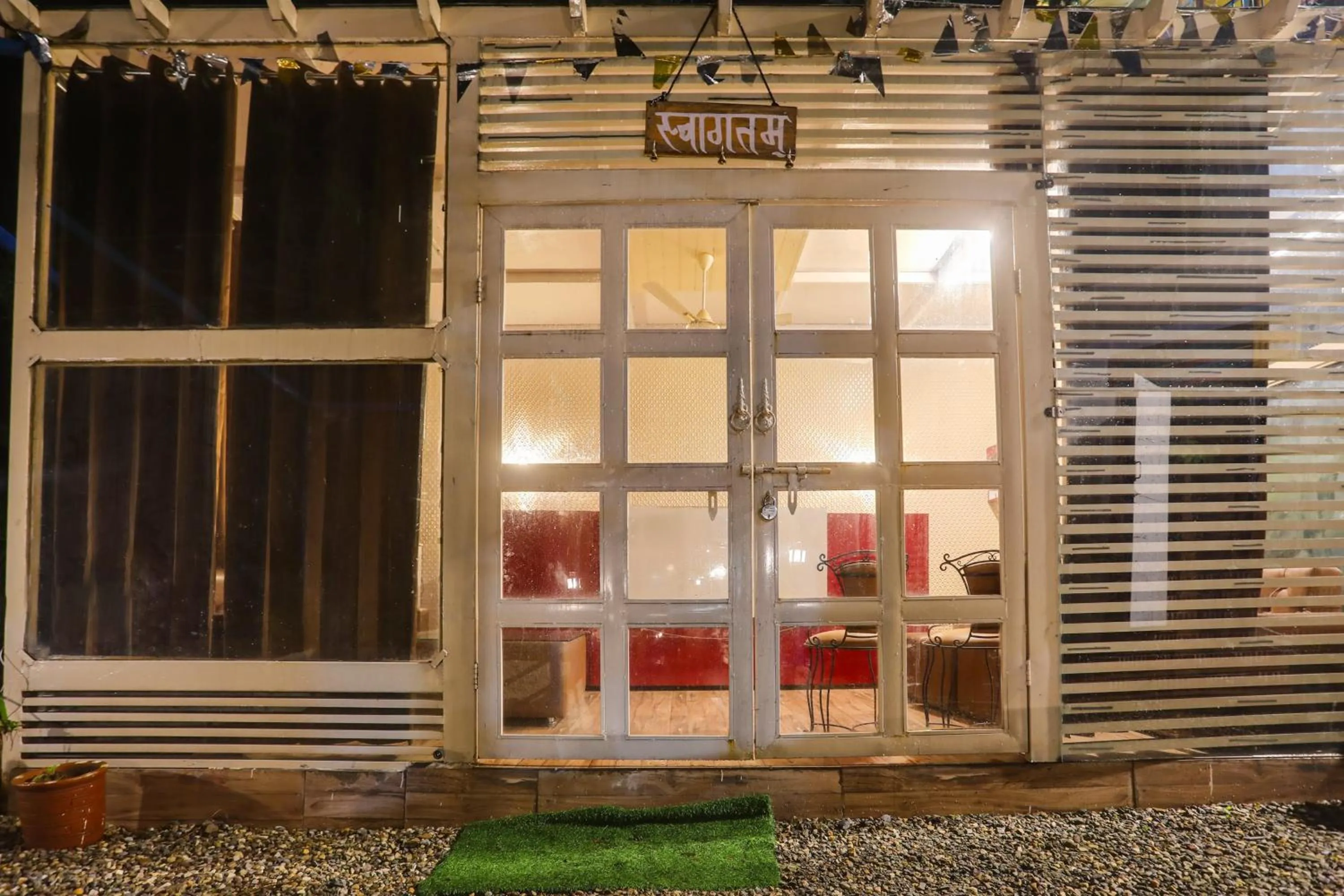 Facade/entrance in Palette by CheckIn Bhatta Falls Mussorie