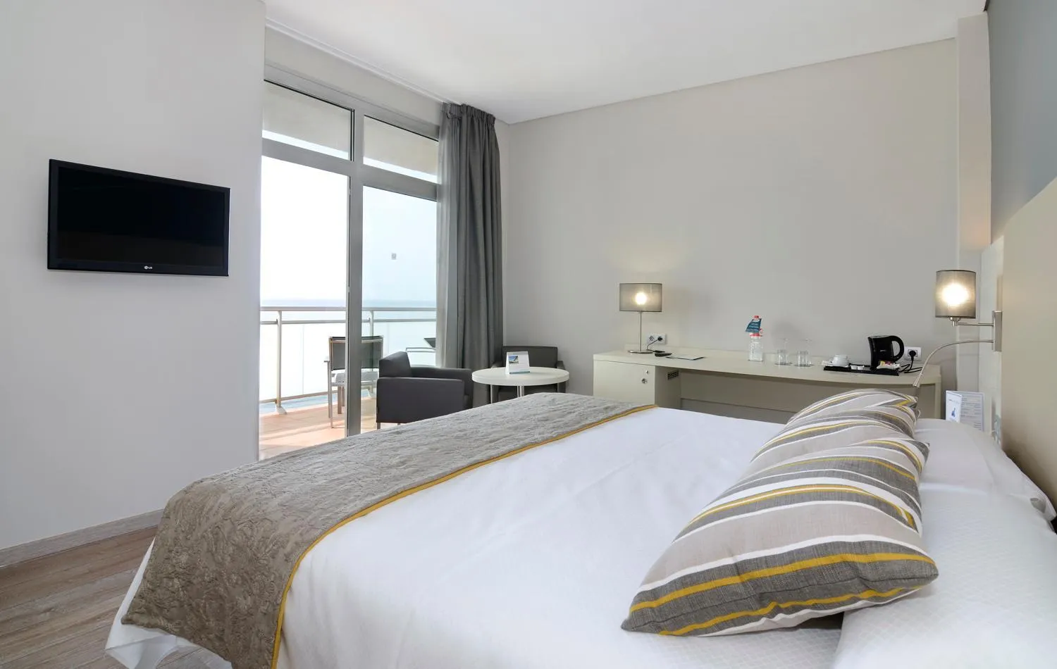 Superior Double Room with Sea View in Hotel Riviera Costa del Sol - Adults Recommended