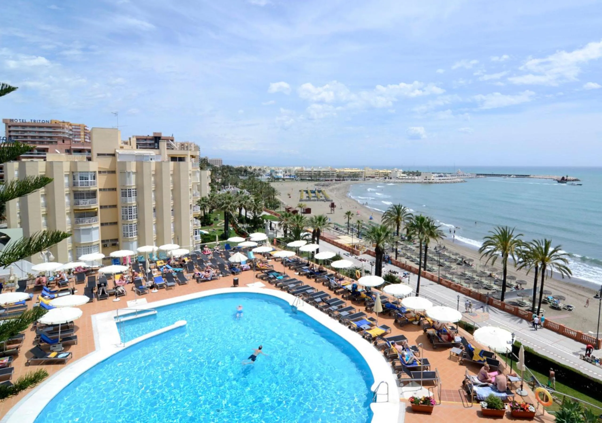 Swimming pool in Hotel Riviera Costa del Sol - Adults Recommended