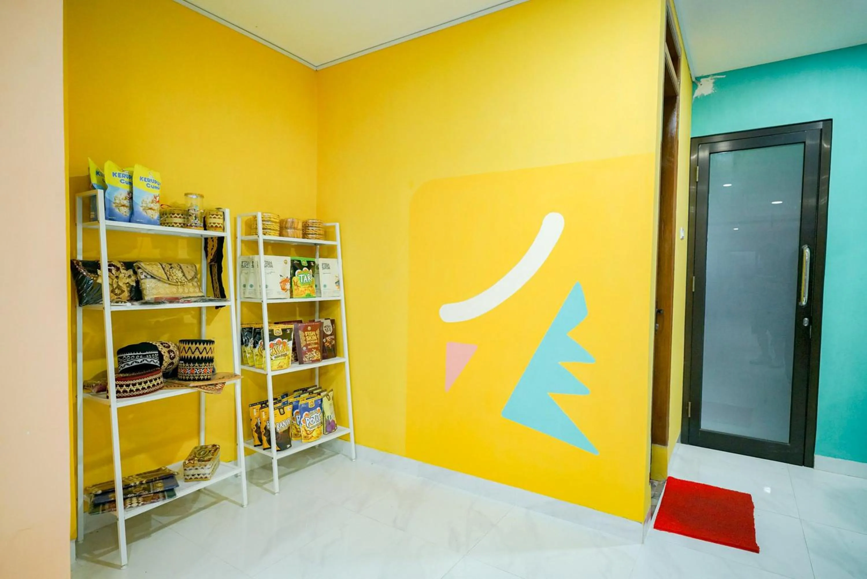 Shopping Area in Sans Bougenville Lampung