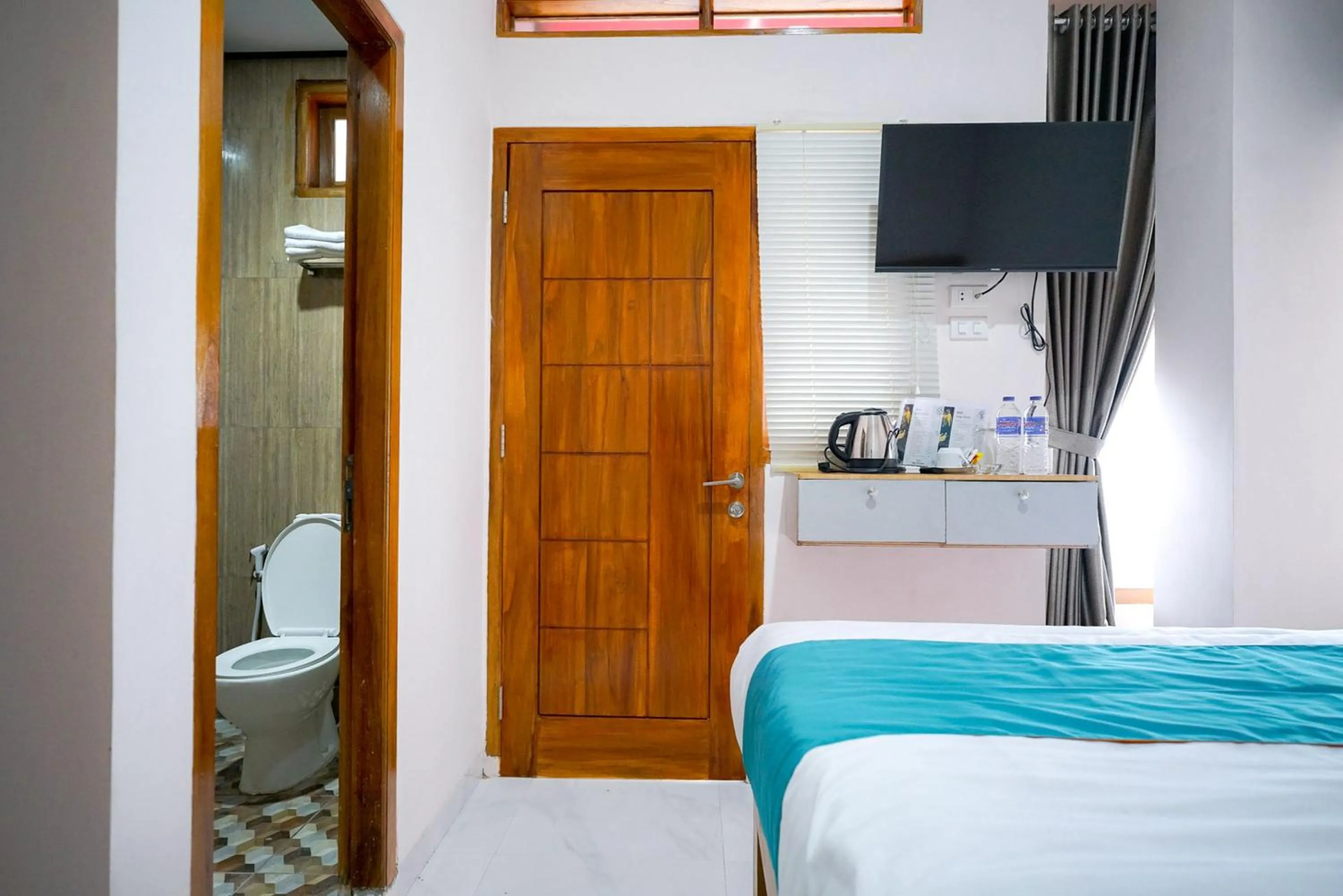 Bedroom, Bed in Sans Bougenville Lampung
