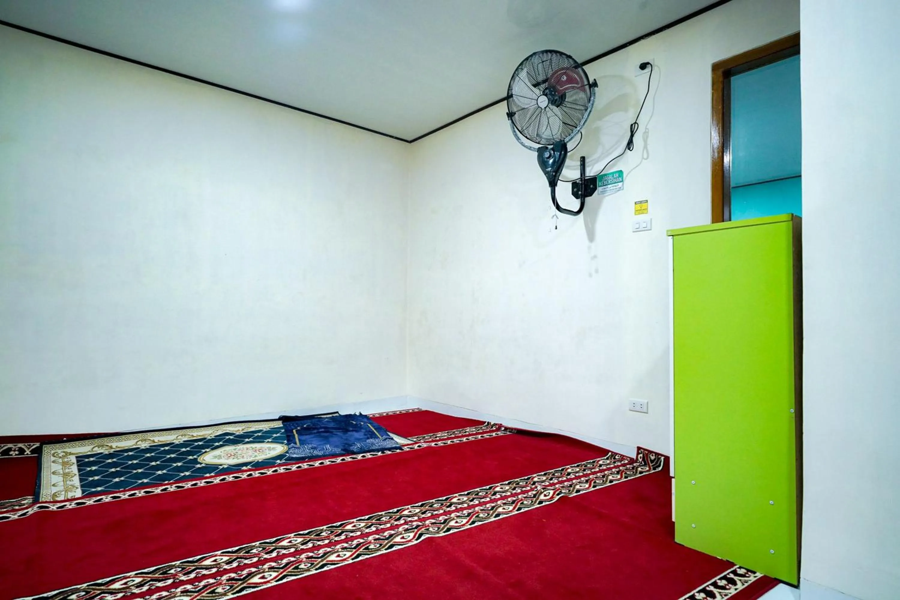 Place of worship, Bed in Sans Bougenville Lampung