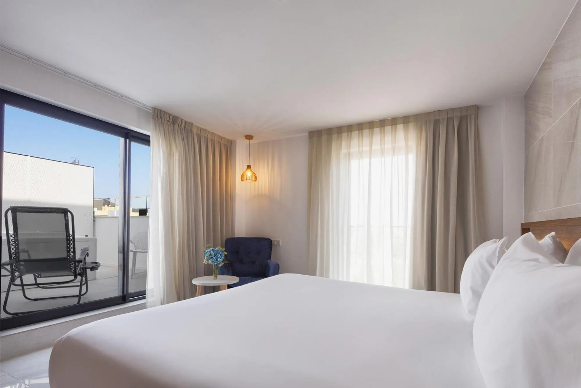 Bed in Eurostars Puerto de Ibiza