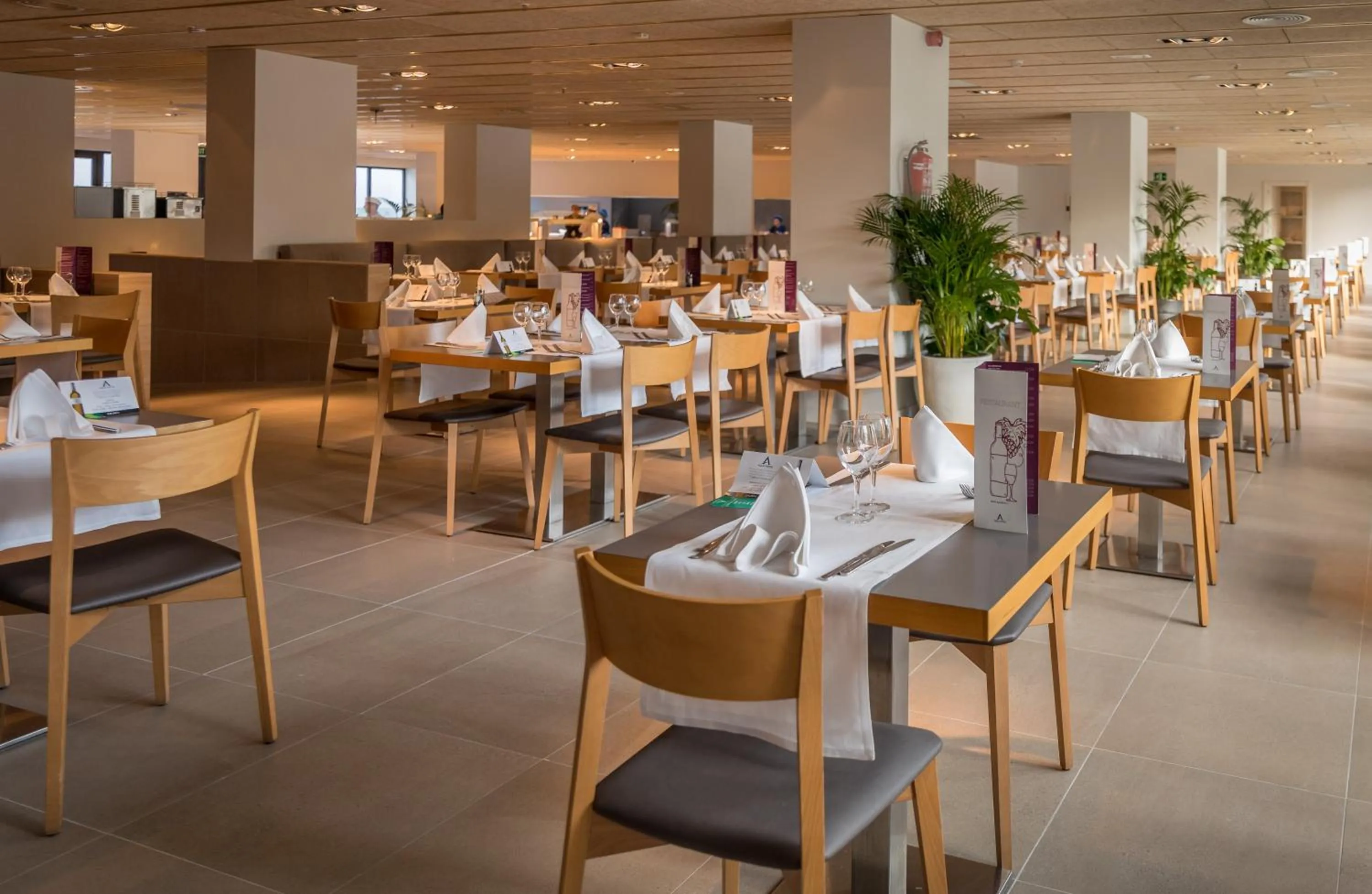 Restaurant/places to eat in AQUA Hotel Silhouette & Spa - Adults Only