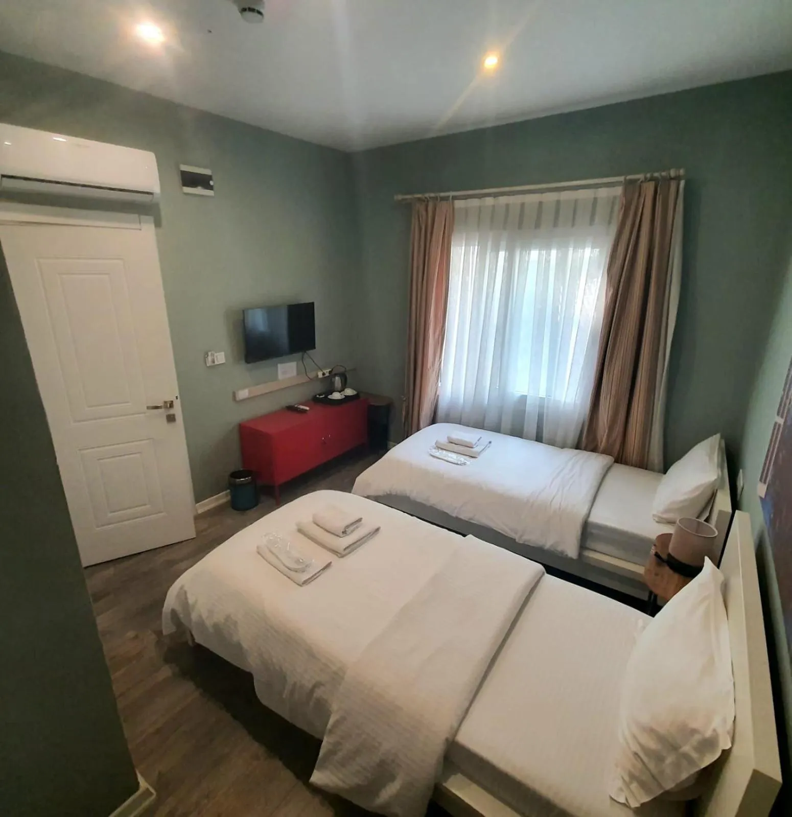 Bedroom, Bed in st945 Palas Otel