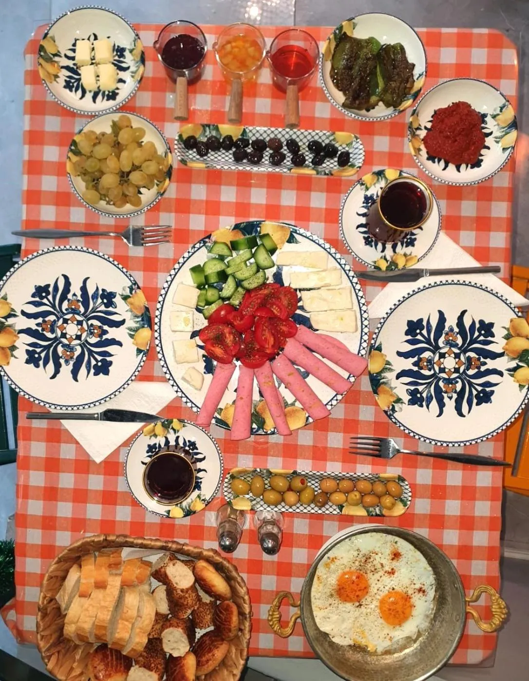 Food and drinks in st945 Palas Otel