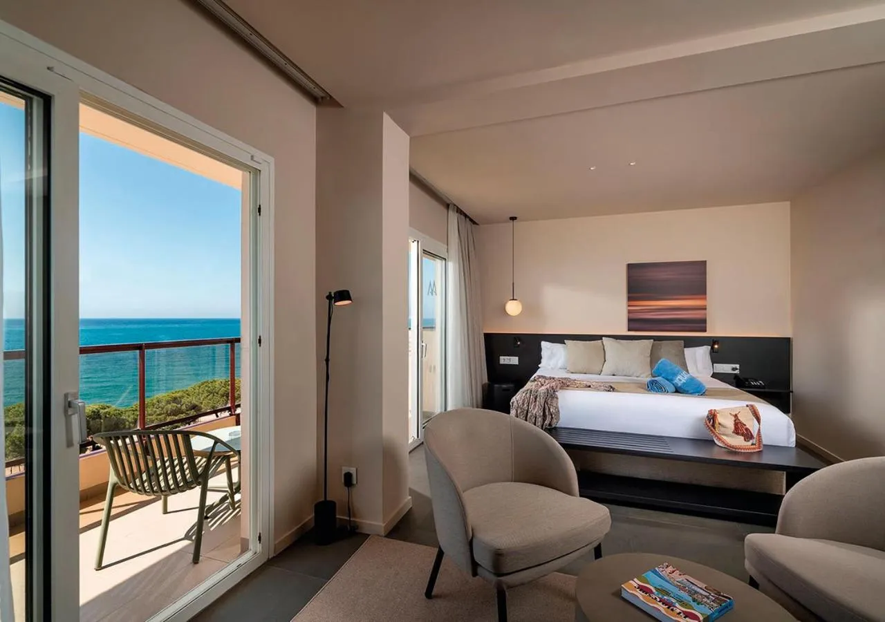 Photo of the whole room, Bed in AQUA Hotel Promenade & Spa 4Sup