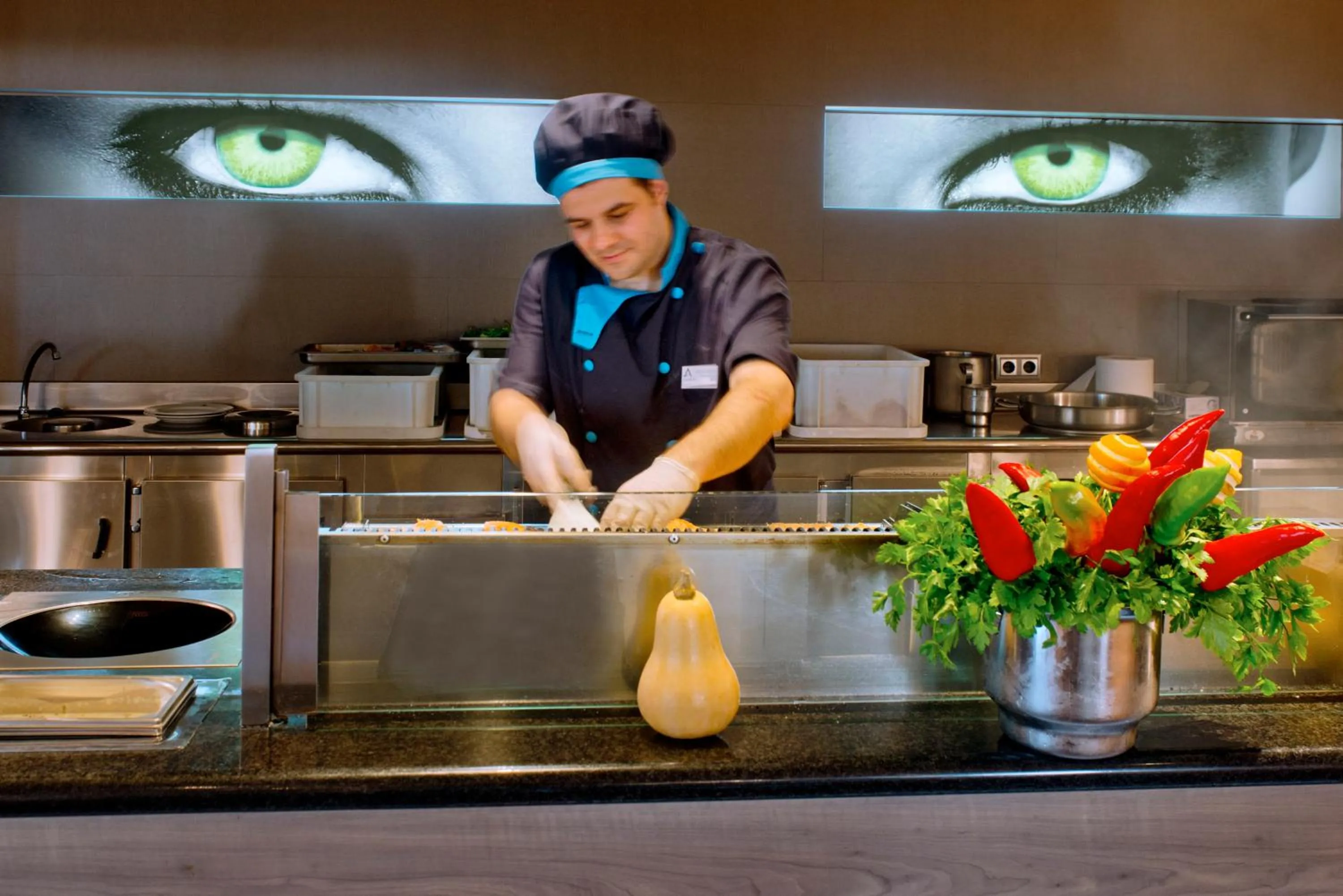 Staff in AQUA Hotel Promenade & Spa 4Sup