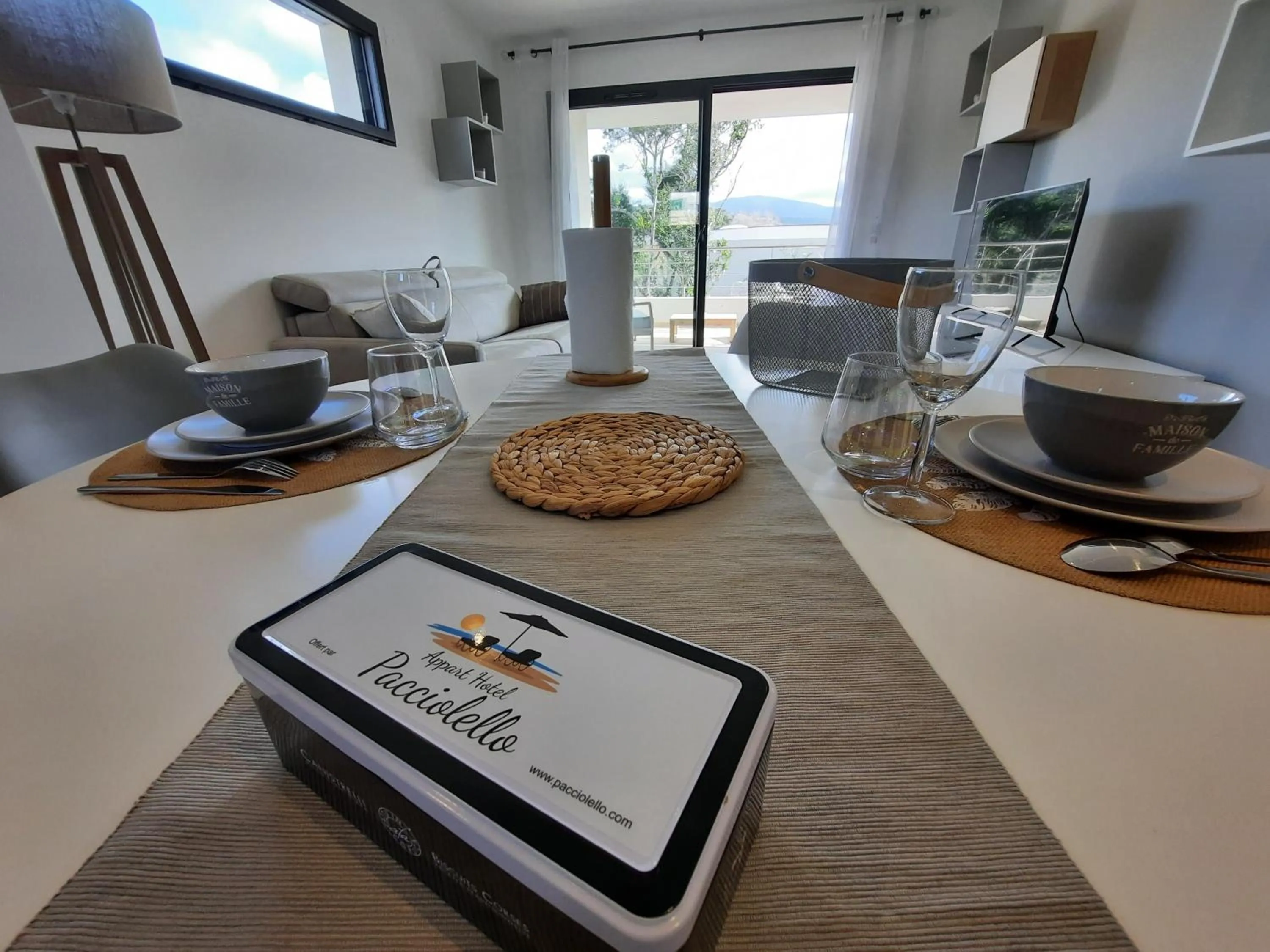 Dining area in Domaine de Pacciolello - Porticcio