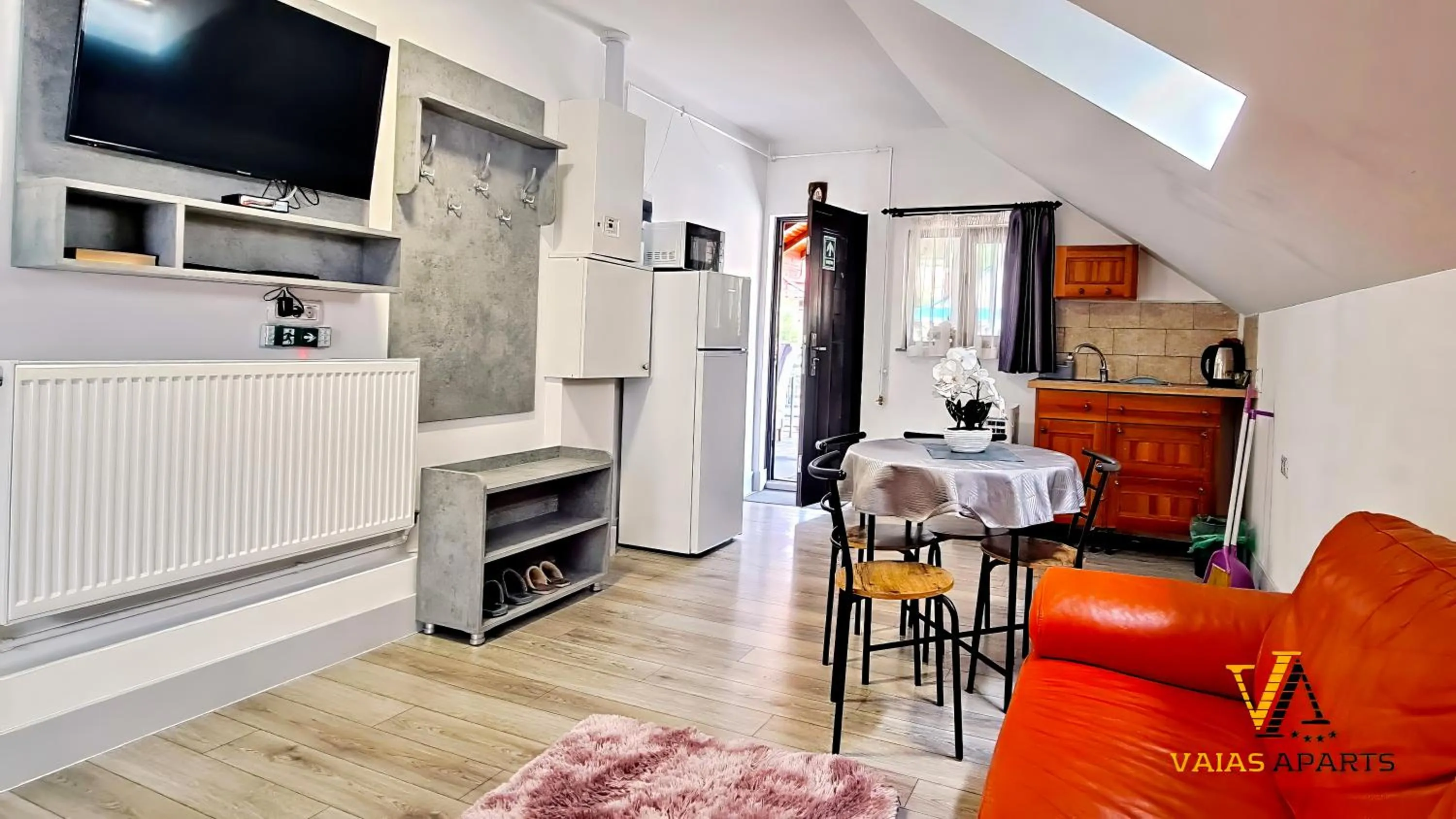 Communal lounge/ TV room in VAiAs Aparts