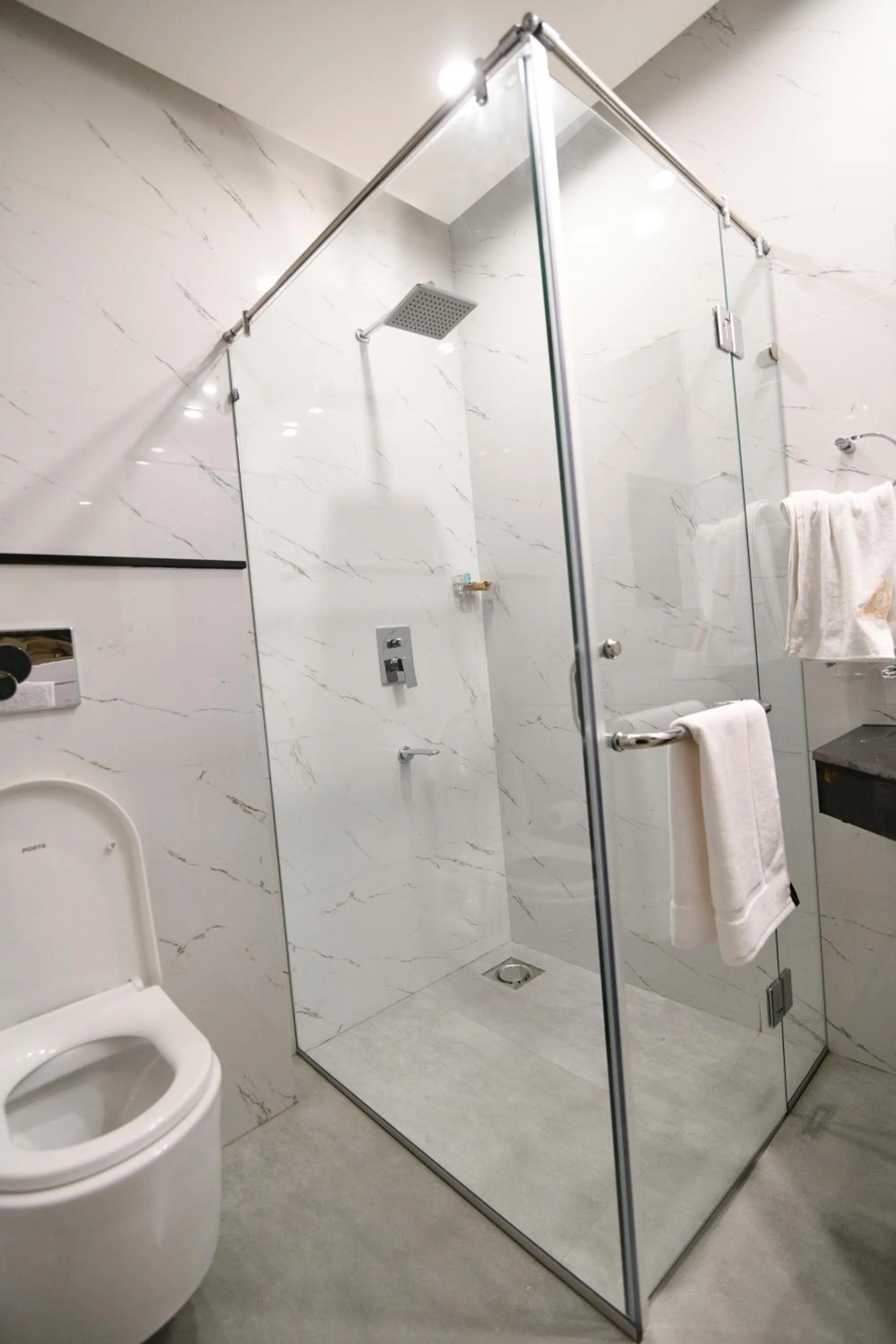 Bathroom in Royal Regency Hotel