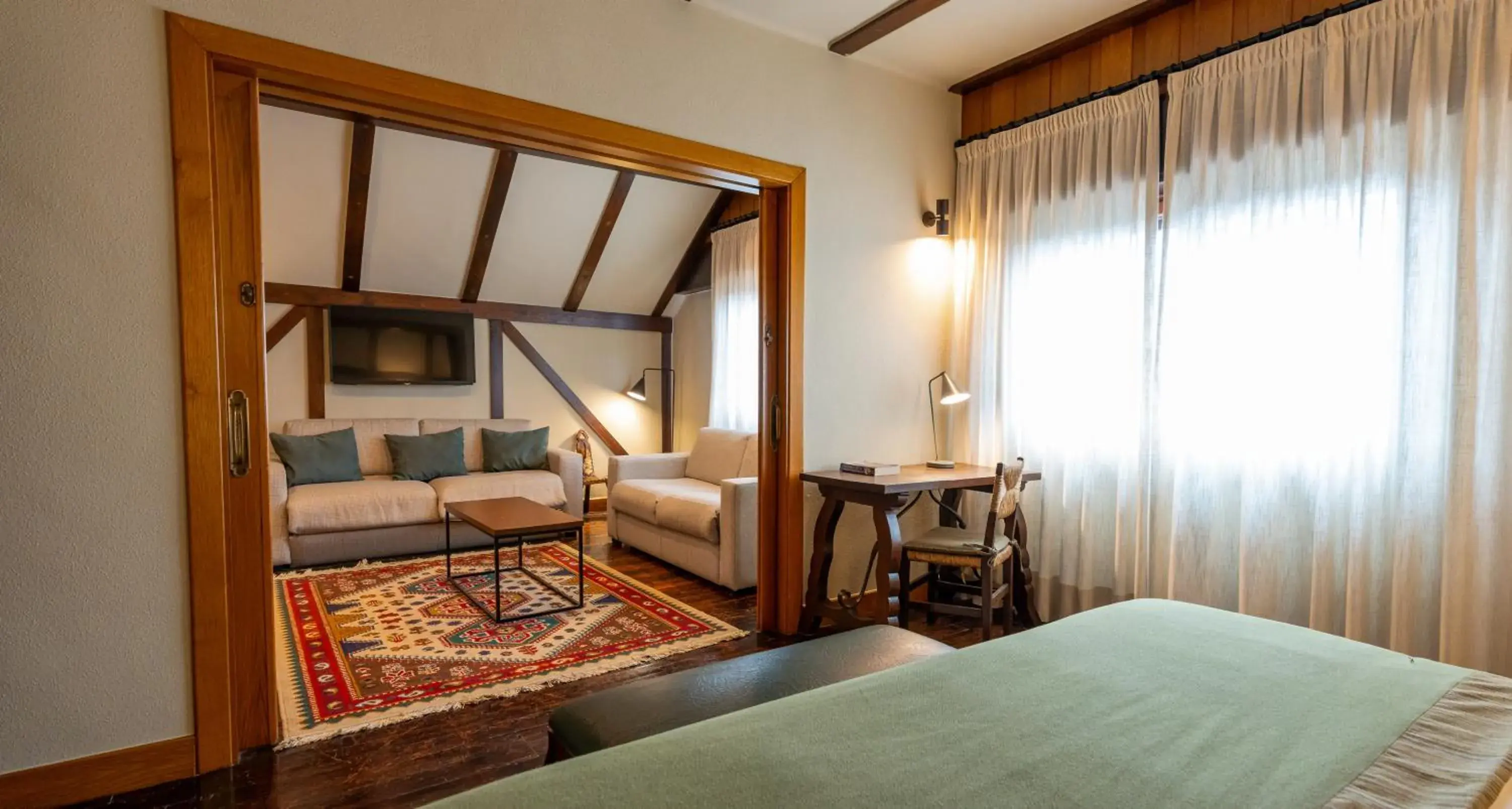 Suite in Hotel Alcazar Irun Suite in Hotel Alcazar Irun