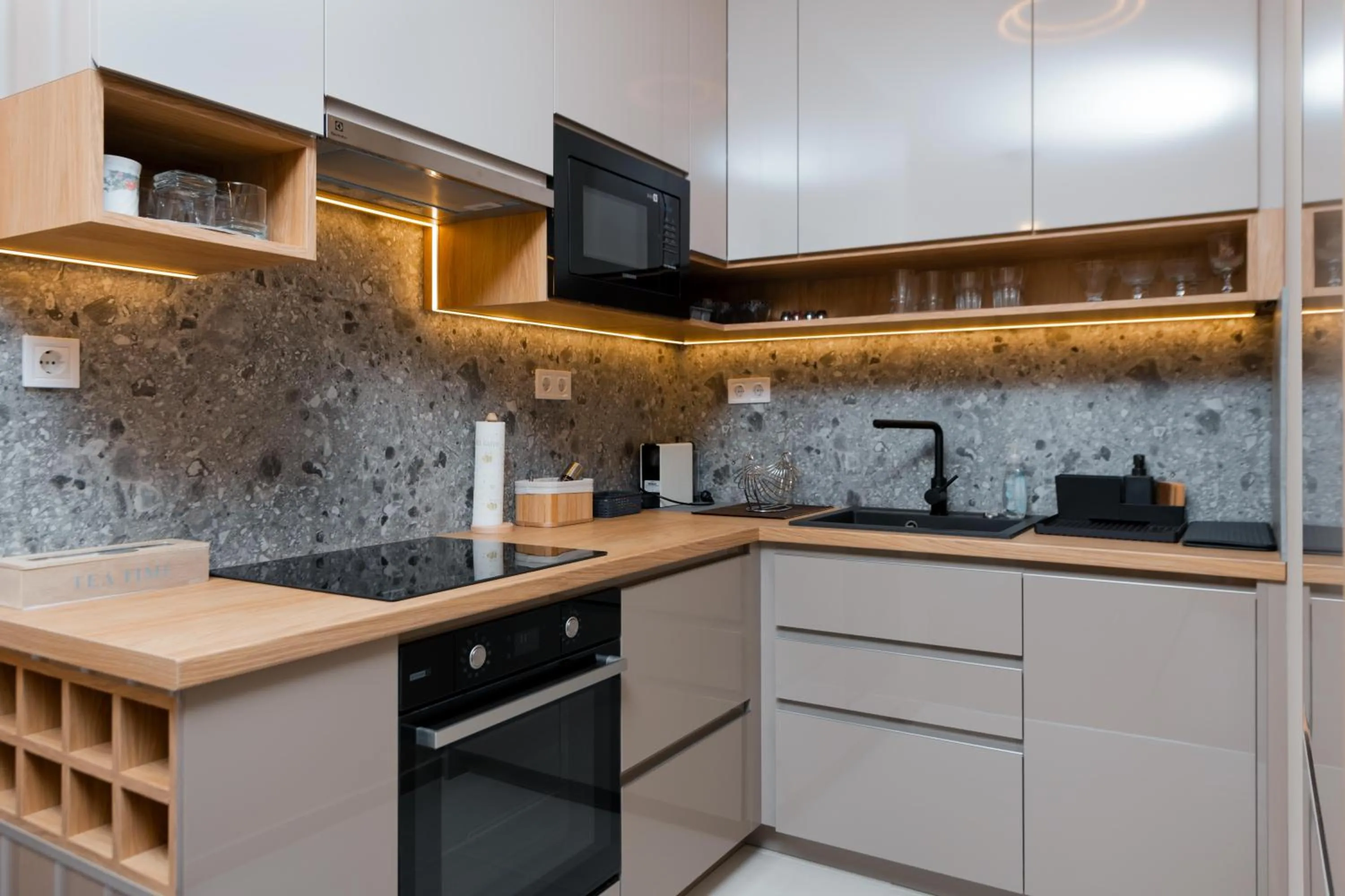 Coffee/tea facilities in WaterFront City Apartments by FirstHost