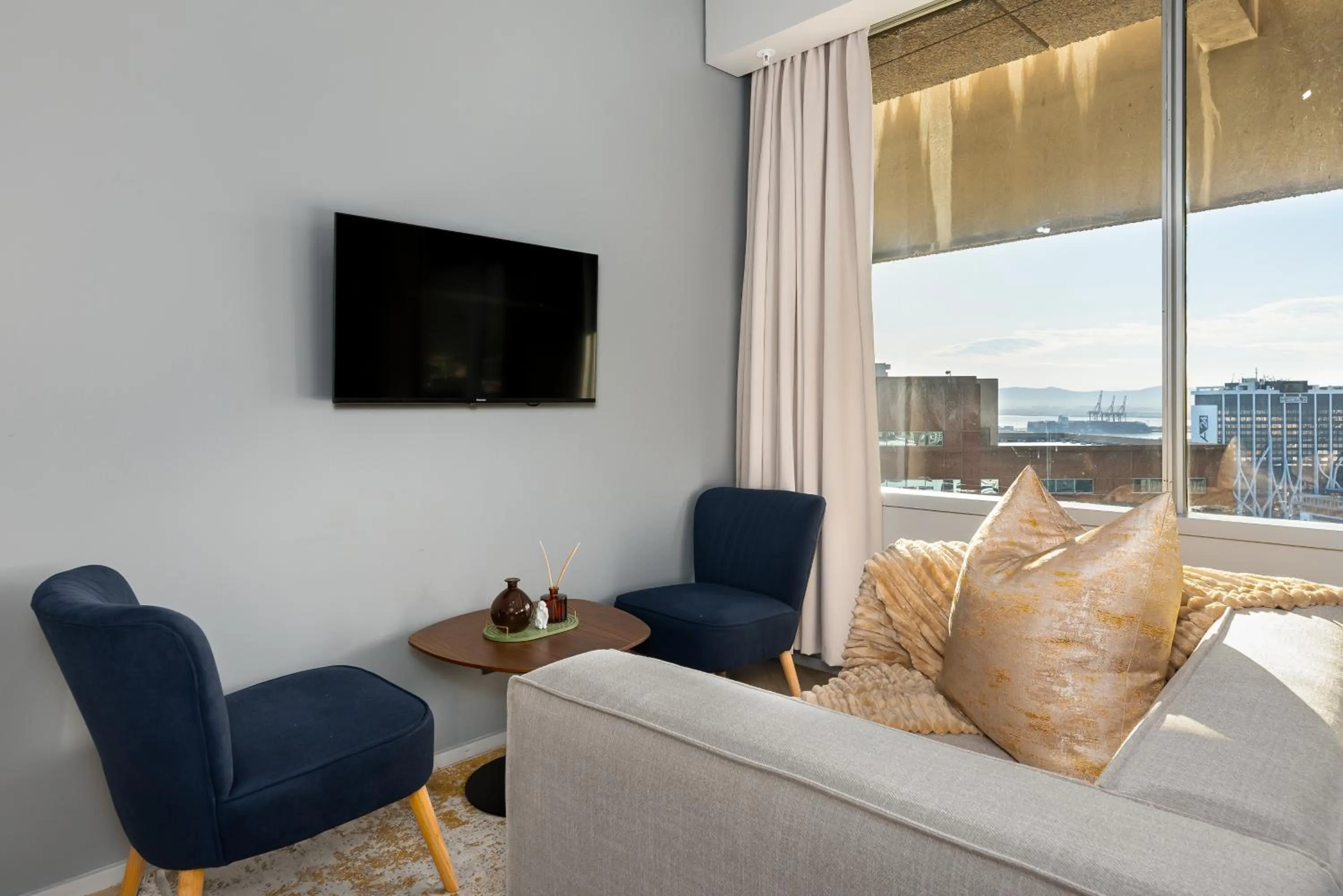 One Thibault Luxury Apartments