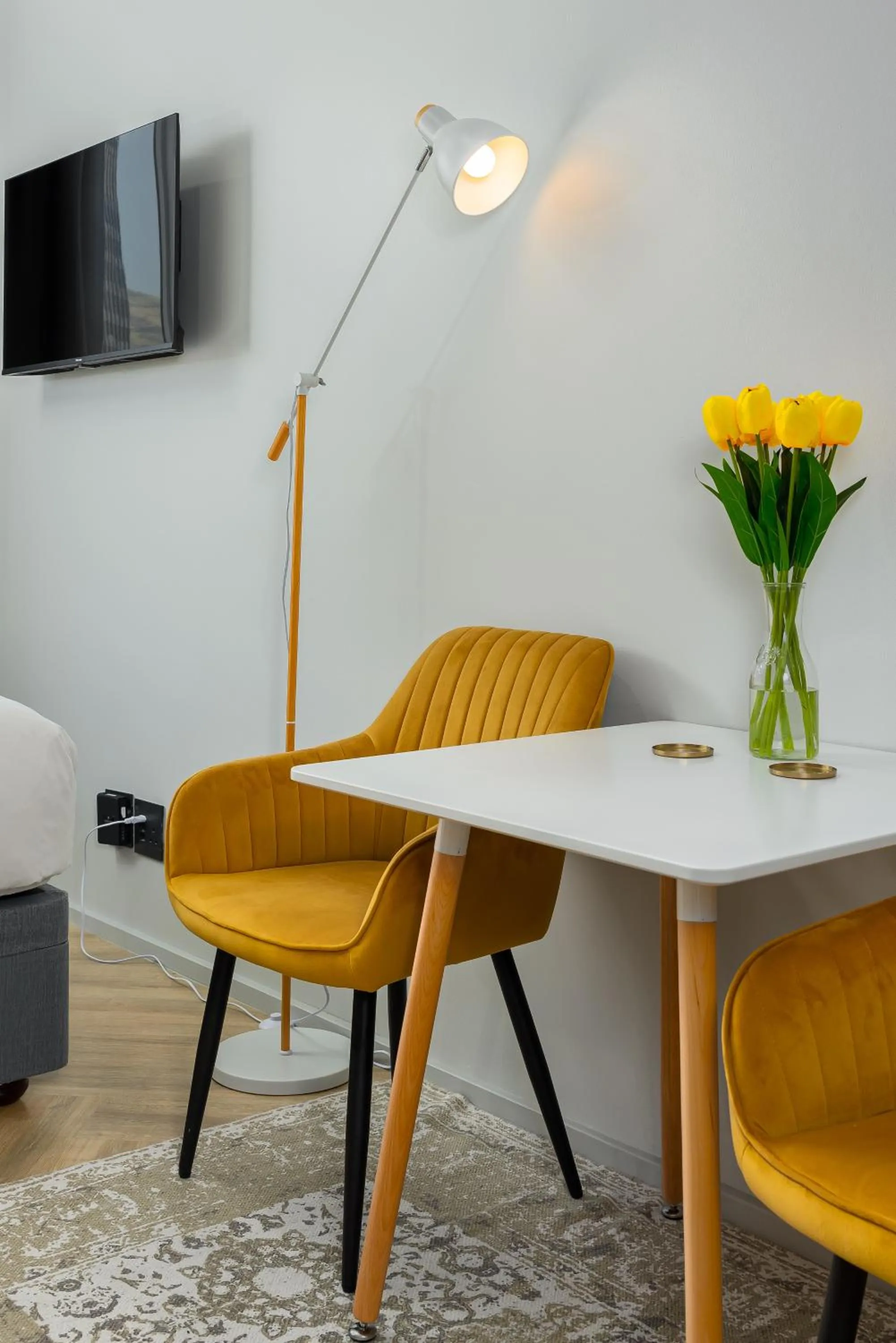 One Thibault Luxury Apartments