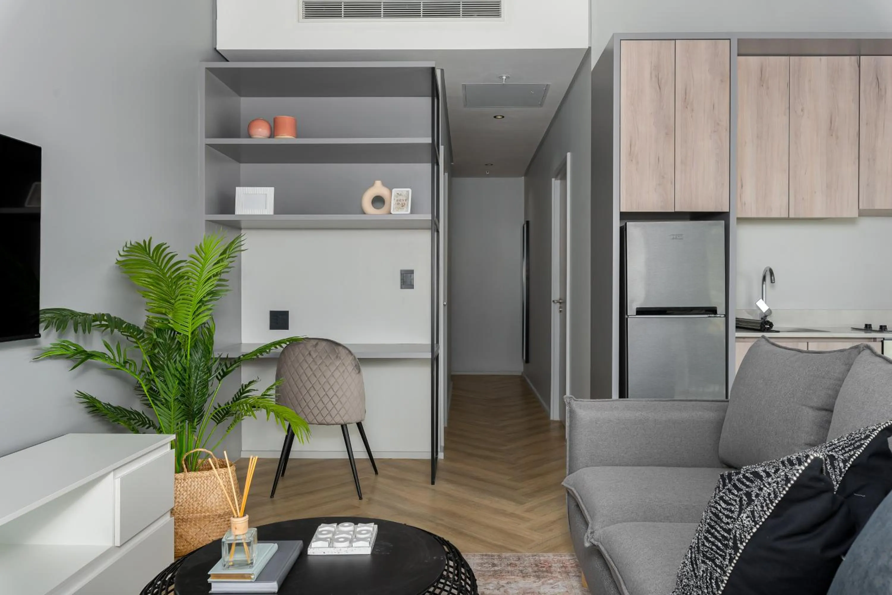 One Thibault Luxury Apartments