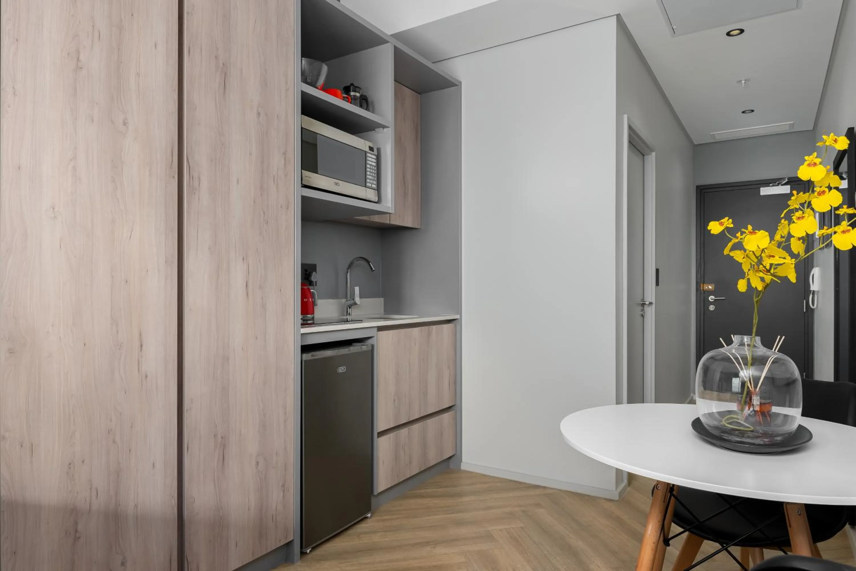 One Thibault Luxury Apartments