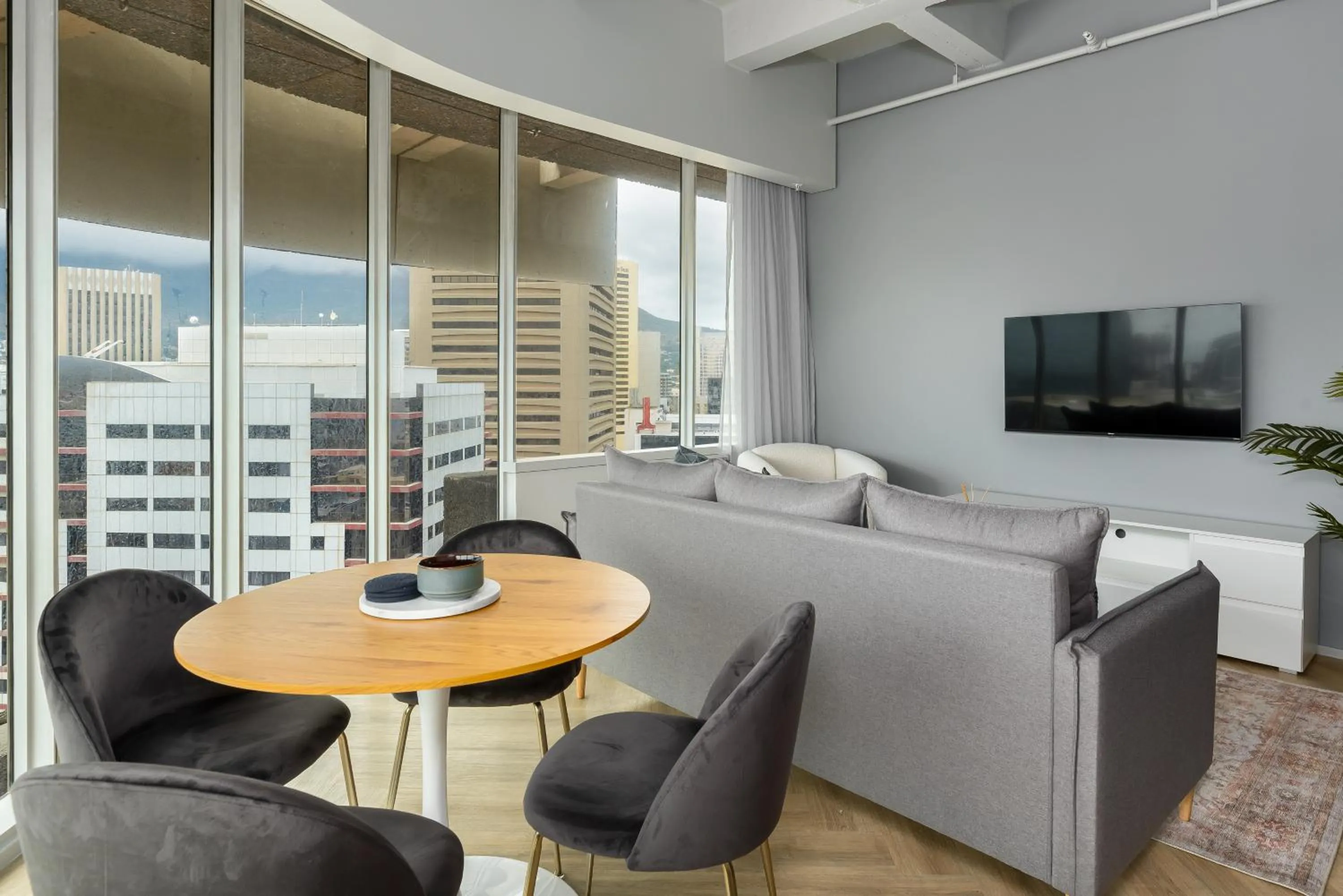 One Thibault Luxury Apartments