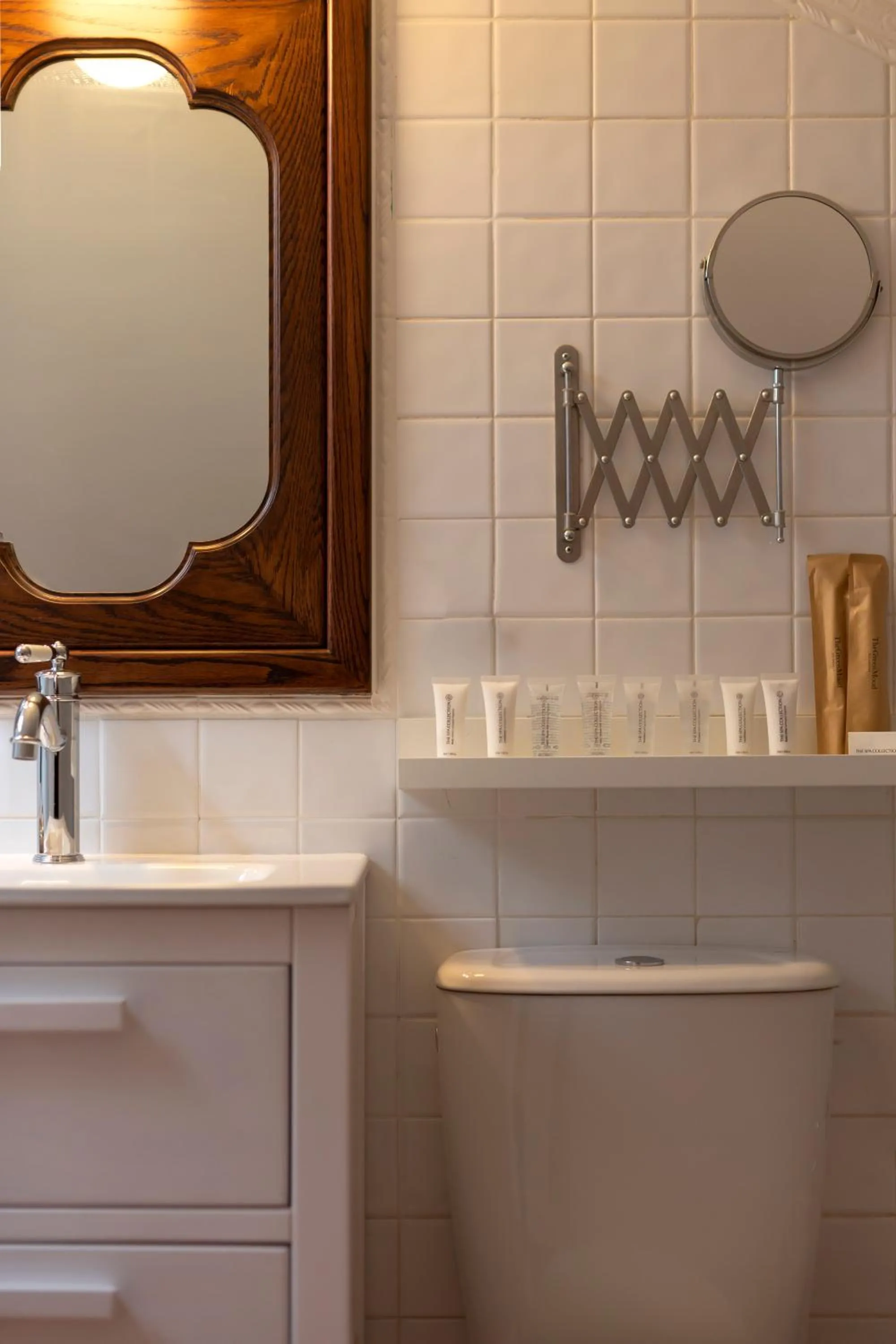 Bathroom in Hospedium Hotel La Farm