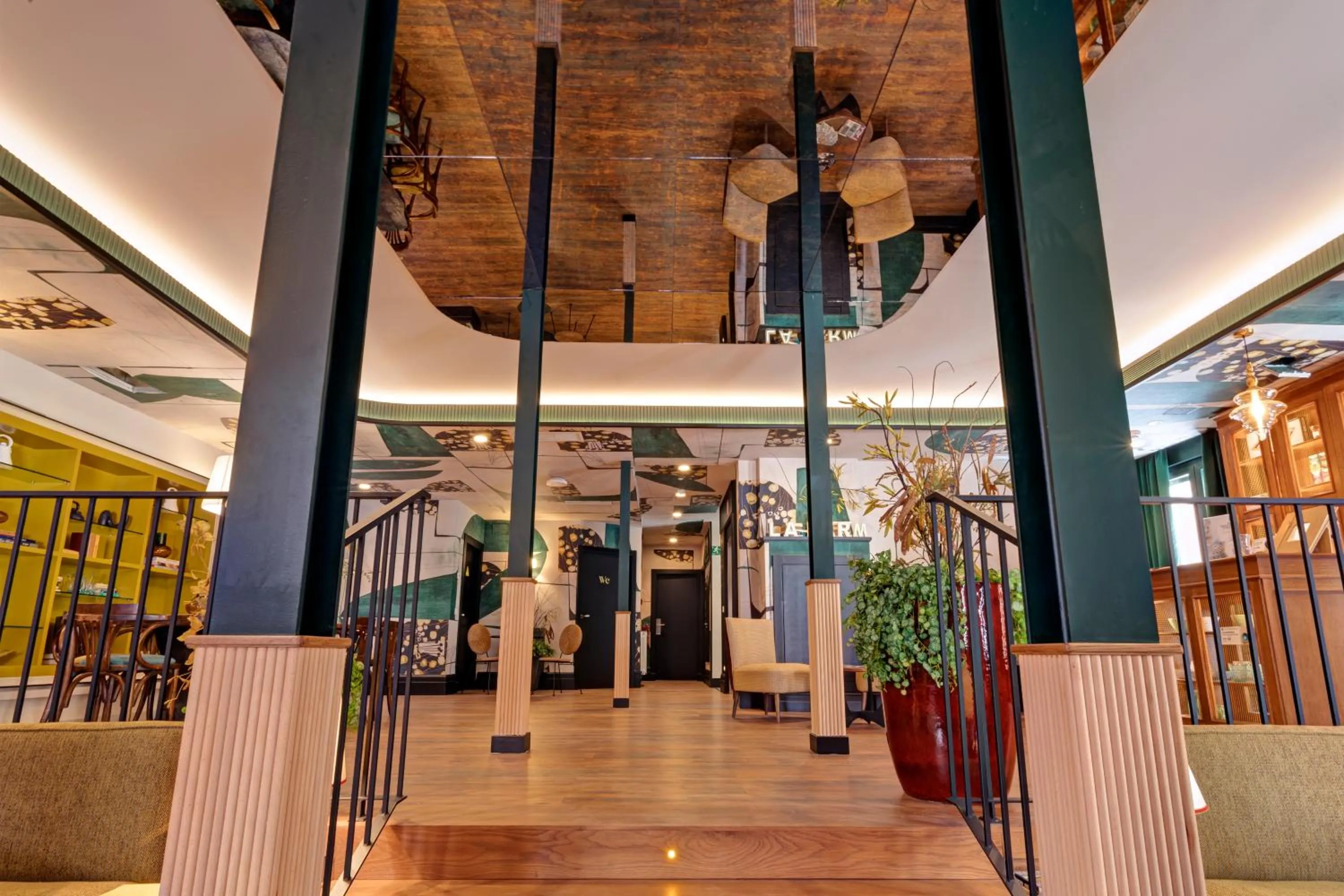 Lobby or reception in Hospedium Hotel La Farm