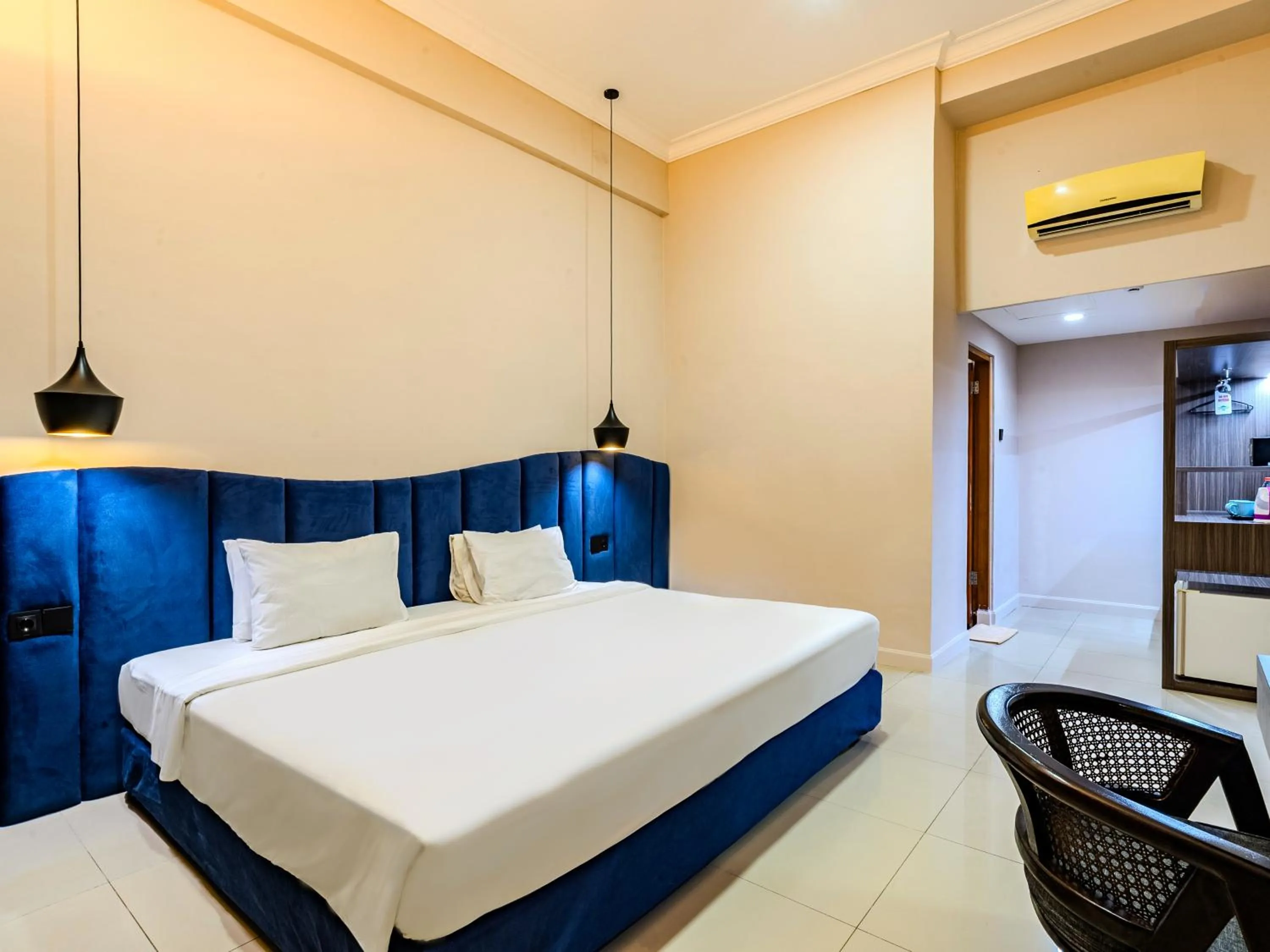 Bed in Marine Bay Sanur