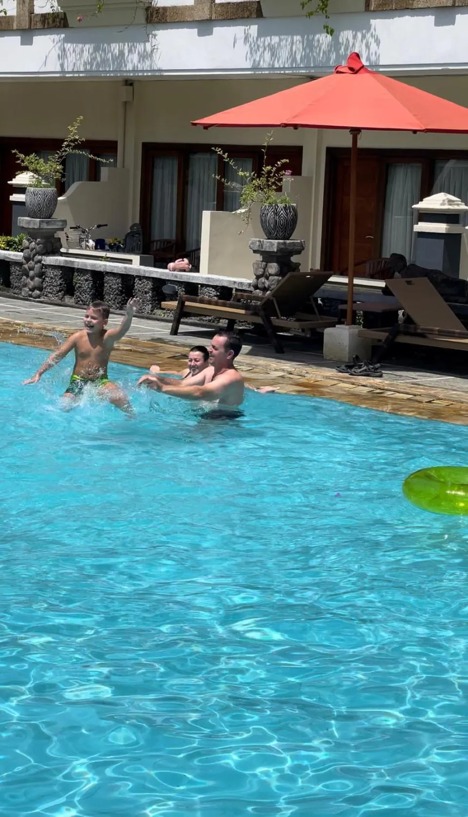 Swimming pool in Marine Bay Sanur