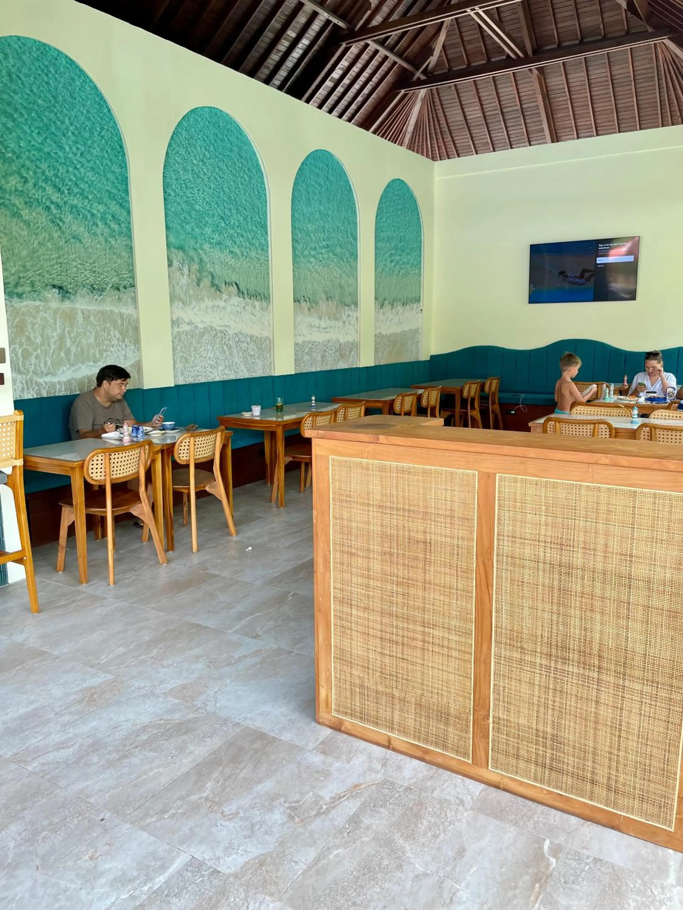 Restaurant/places to eat in Marine Bay Sanur