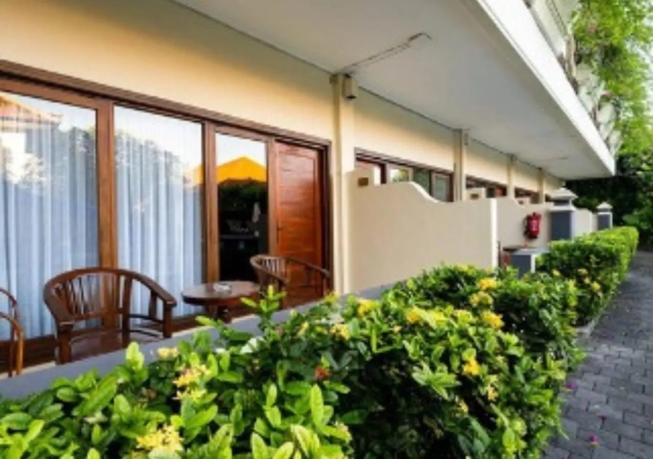 Day in Marine Bay Sanur