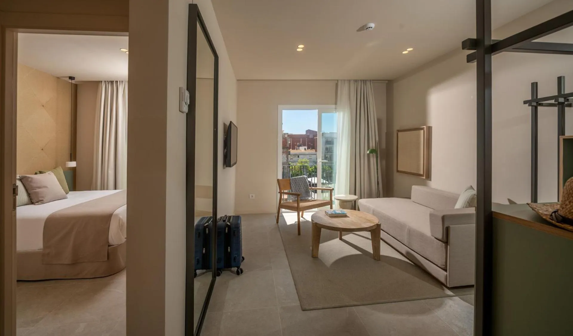 Bed in AQUA Hotel Bertran Park