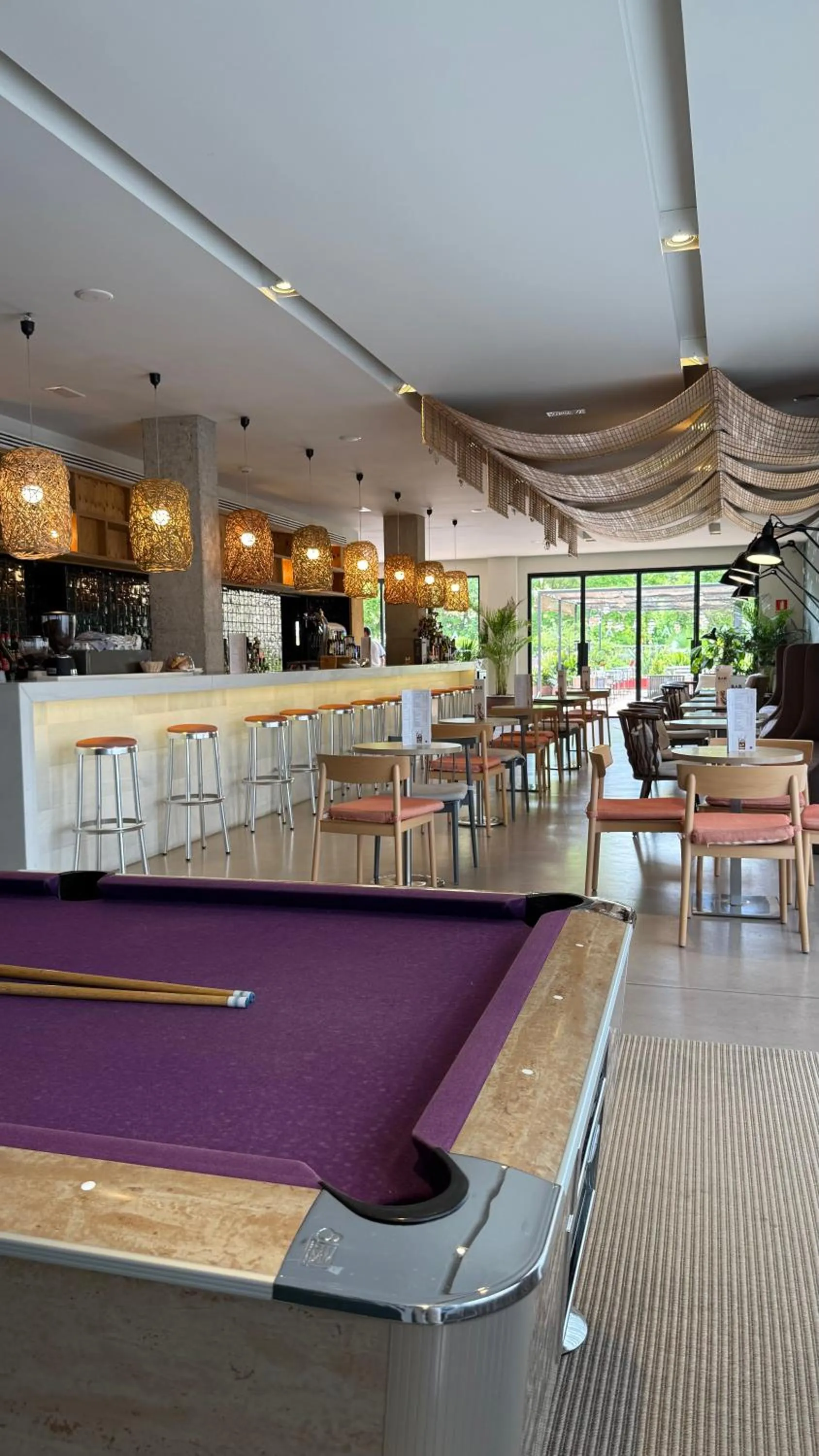 Lounge or bar in AQUA Hotel Bertran Park