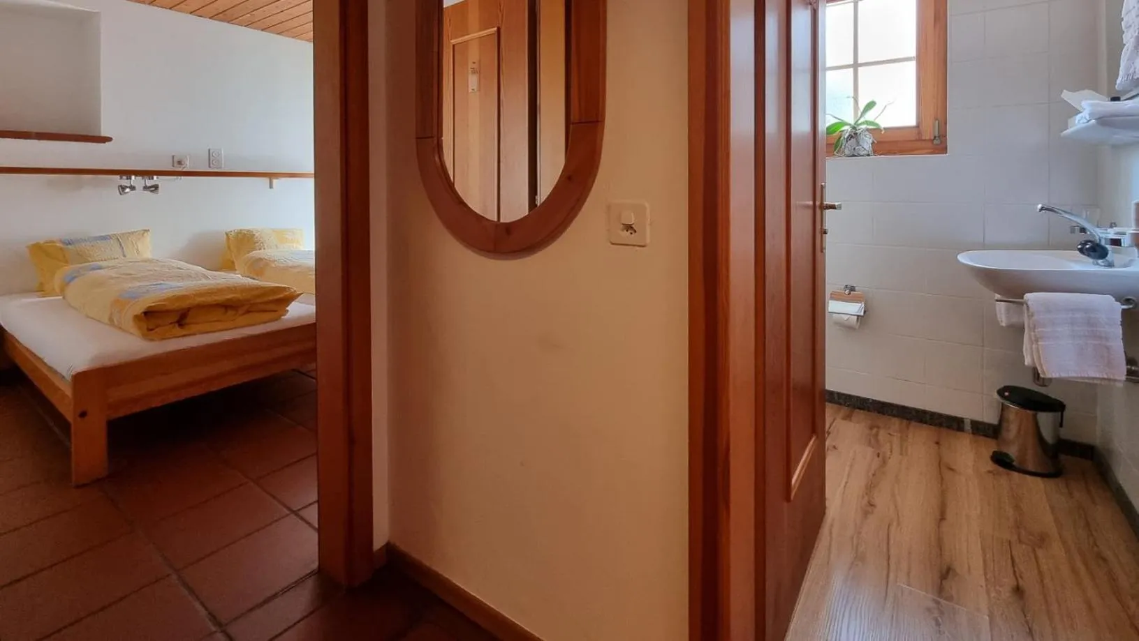 Toilet, Bed in Hotel Santana