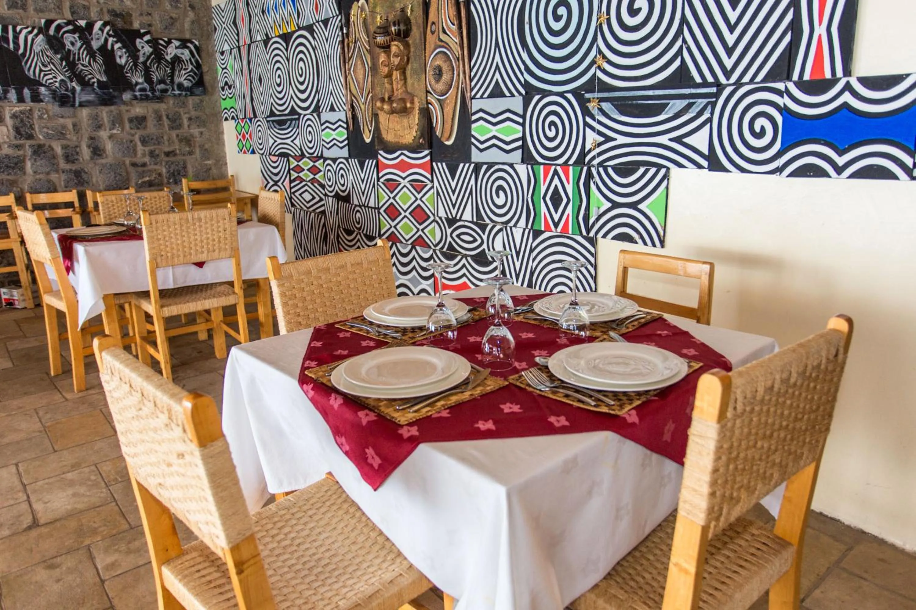 Restaurant/places to eat in Nirvana Heights Hotel