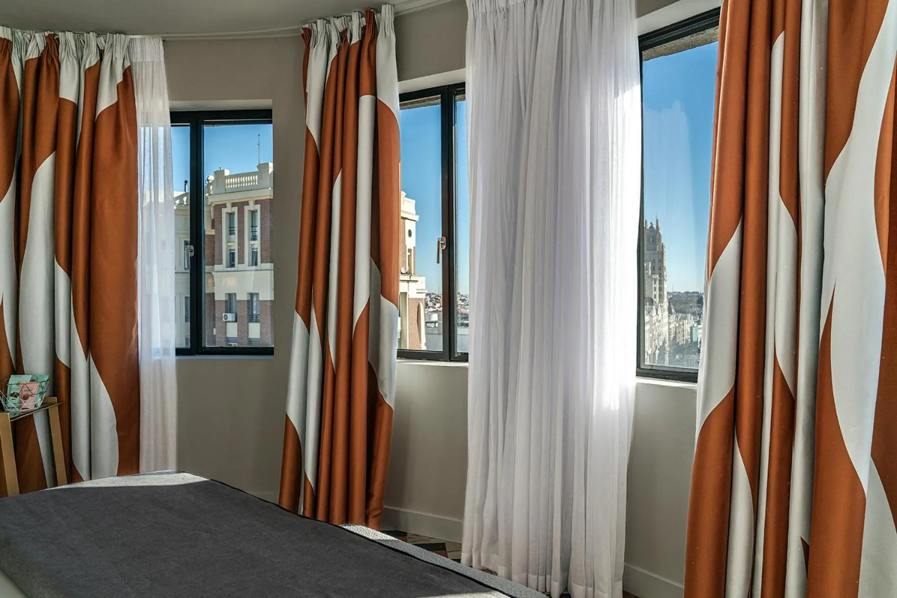 Photo of the whole room, Bed in Vincci Capitol