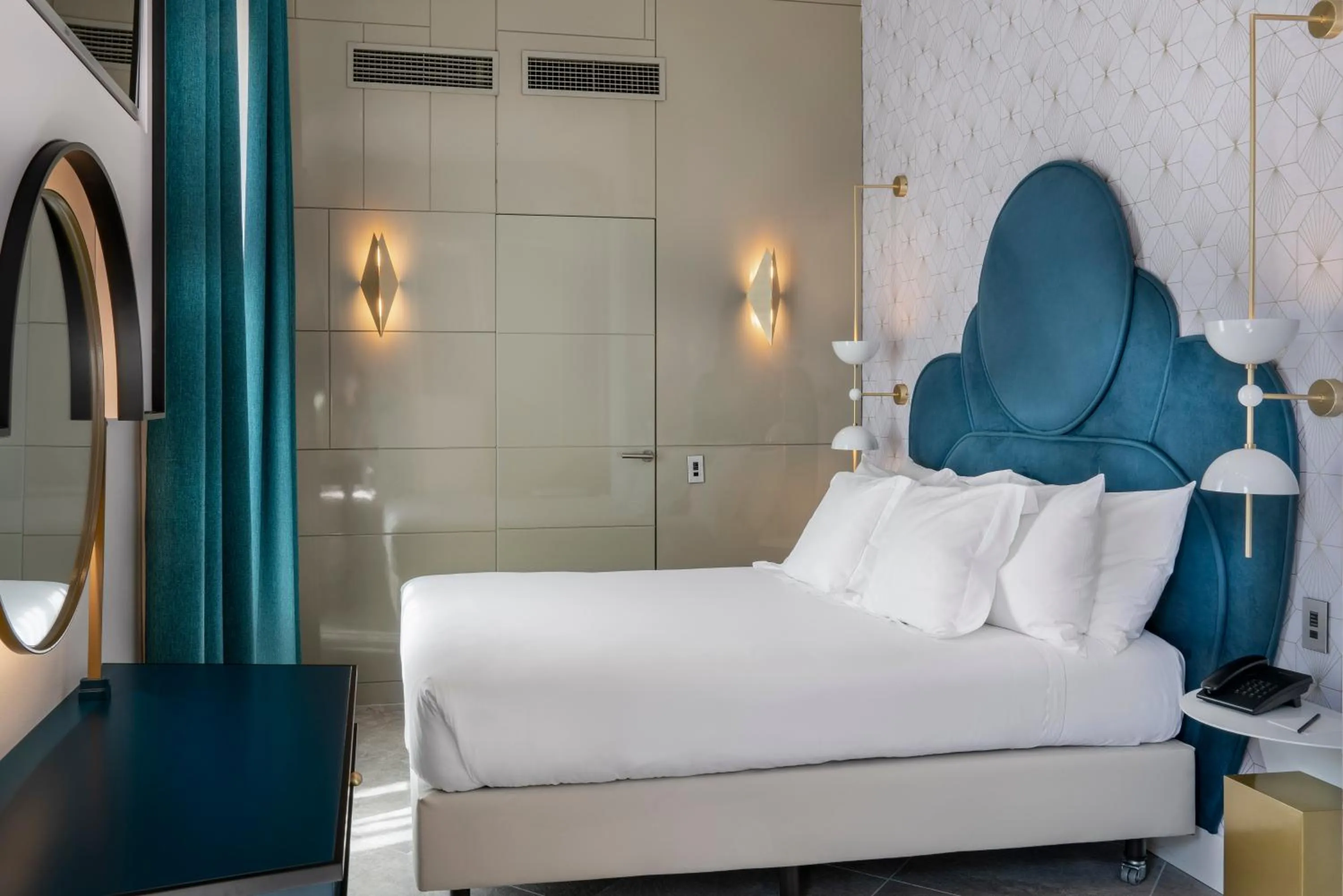 Bed in Vincci Capitol