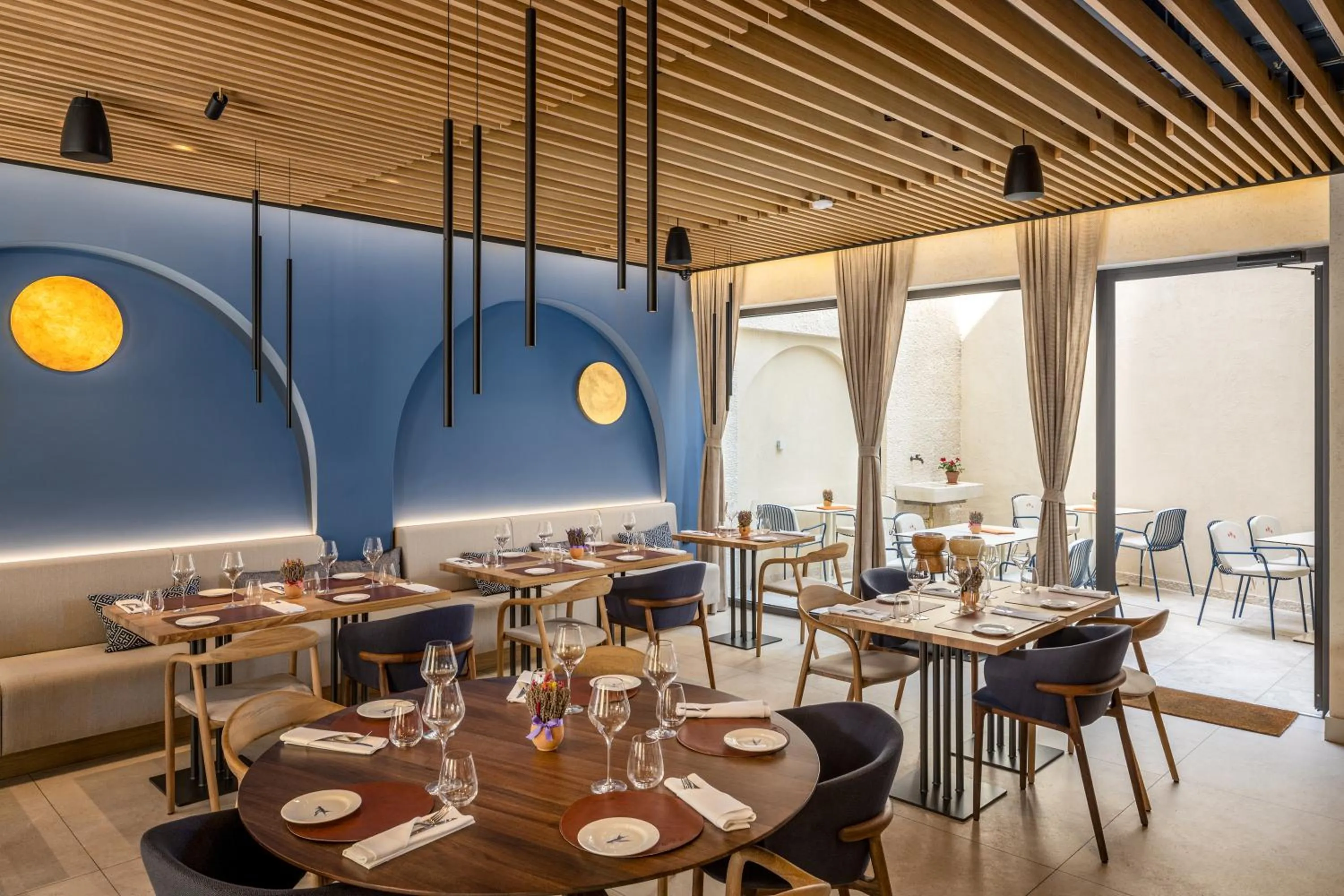 Restaurant/places to eat in Emotheo Heritage Hotel