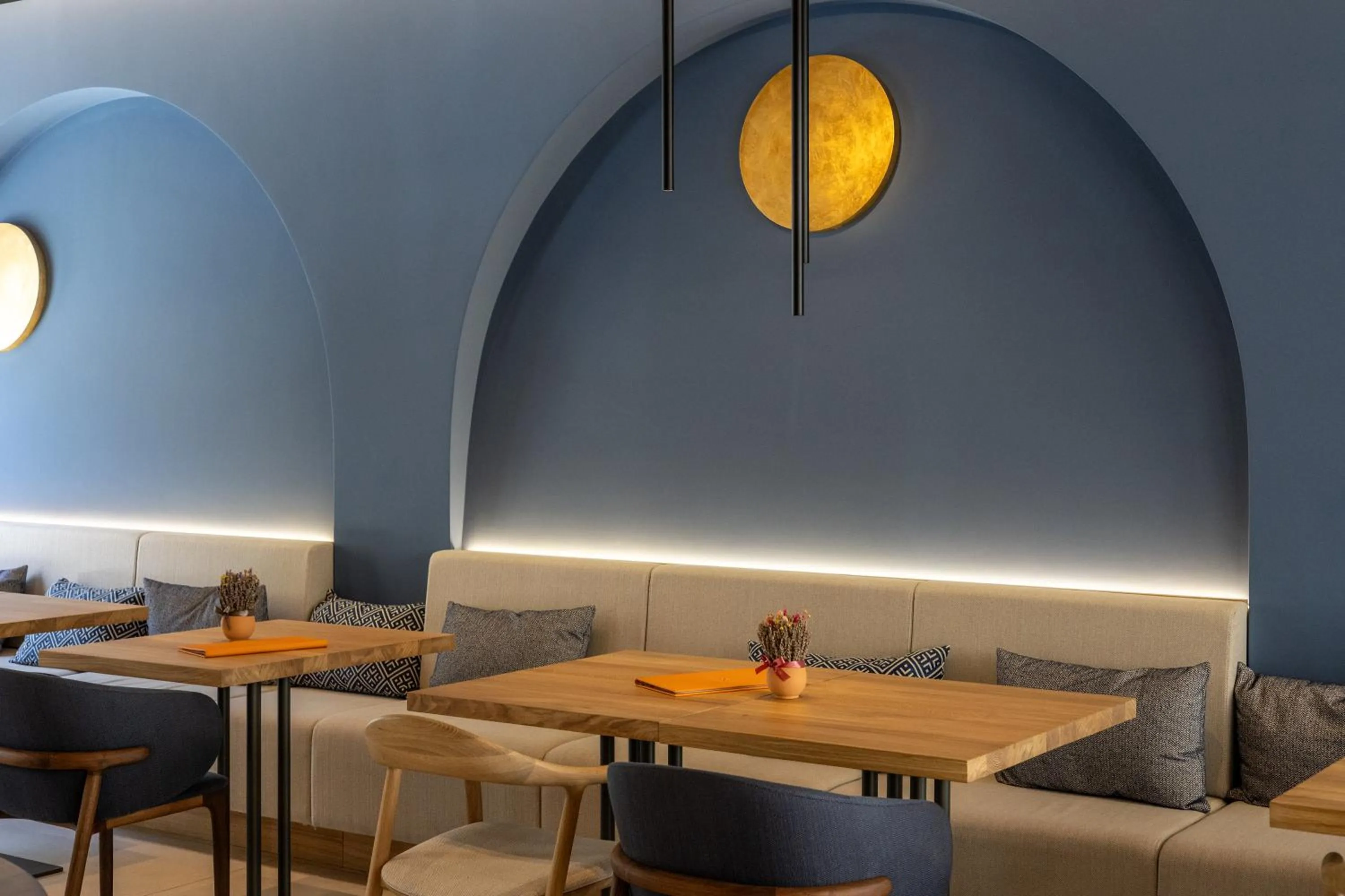 Restaurant/places to eat in Emotheo Heritage Hotel