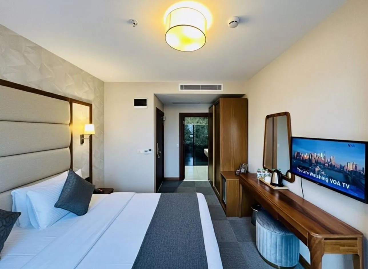 Bedroom, Bed in Istanbul Midpoint Hotel