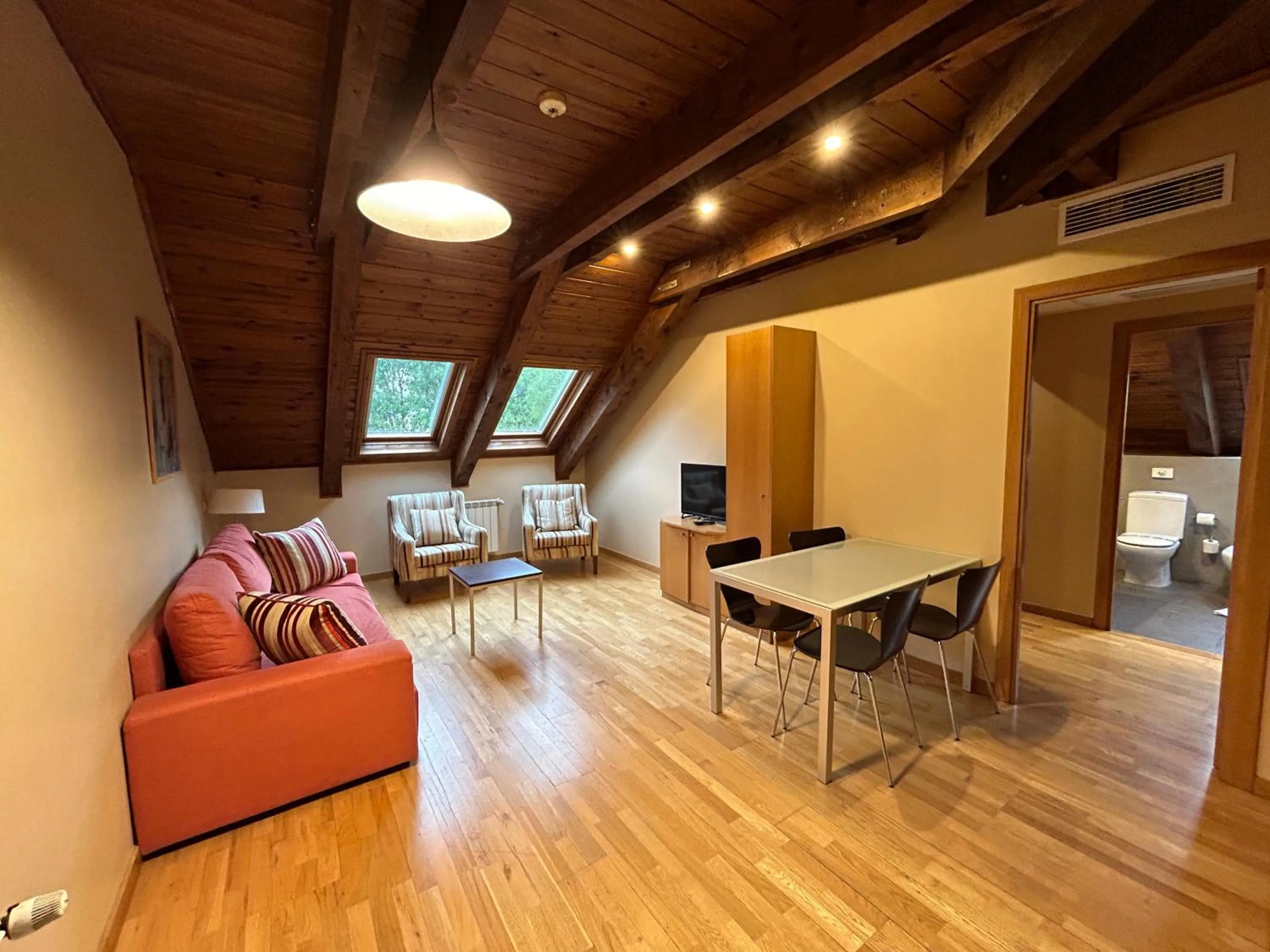 Dining area in Aparthotel Siente Boí & SPA